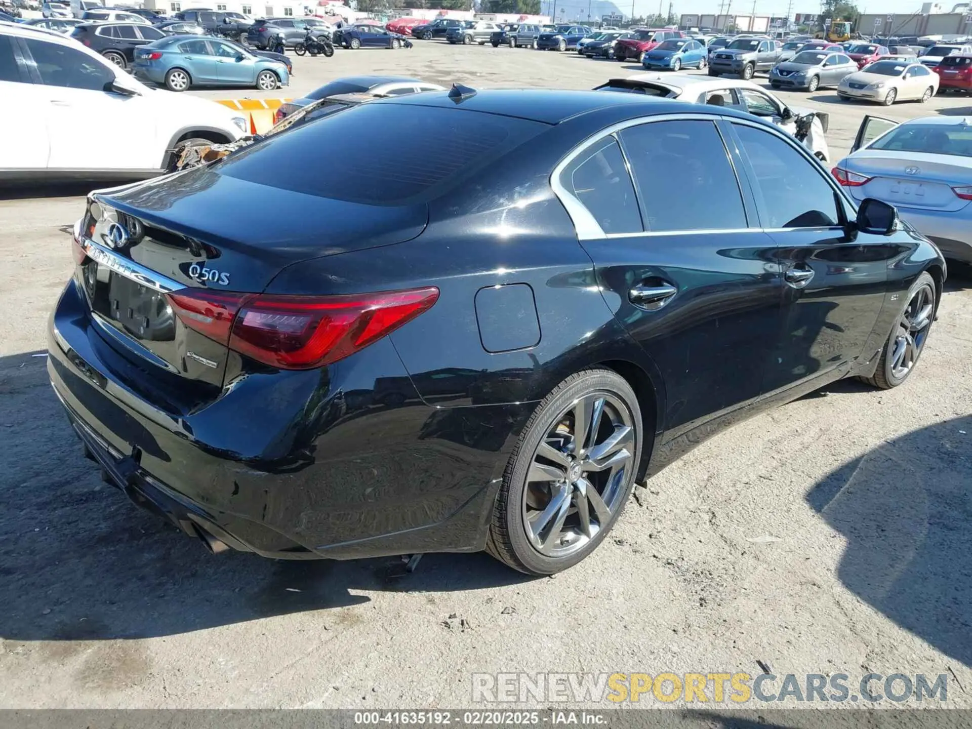 4 fotografías del automóvil dañado JN1EV7AP3KM540937 INFINITI Q50 2019