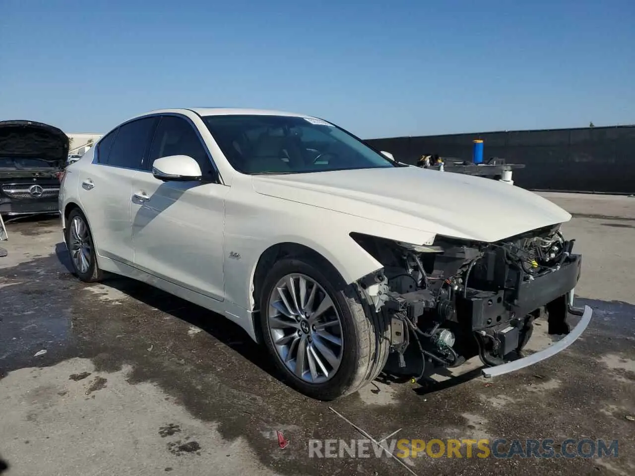 4 fotografías del automóvil dañado JN1EV7AP3KM541621 INFINITI Q50 2019