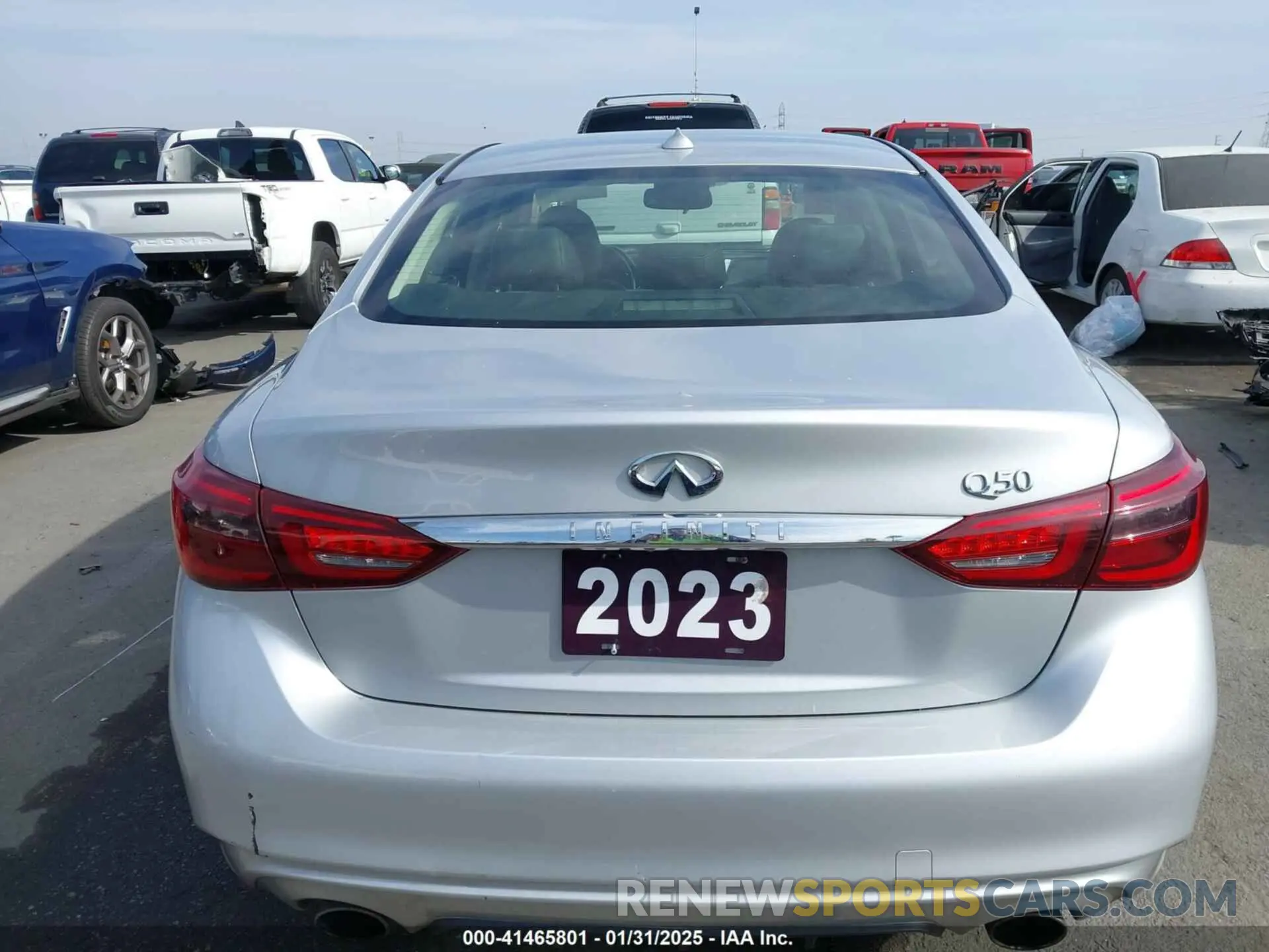 15 fotografías del automóvil dañado JN1EV7AP3KM541960 INFINITI Q50 2019