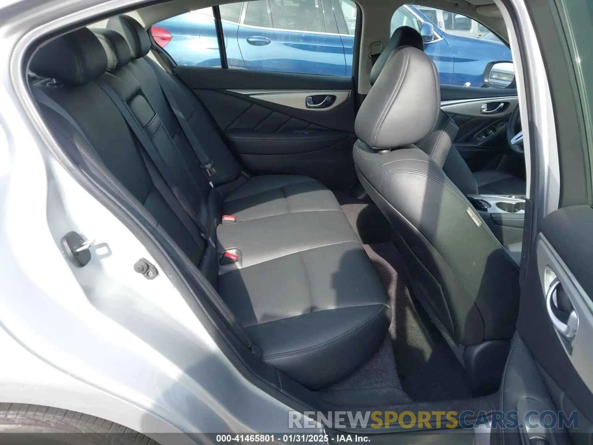 8 fotografías del automóvil dañado JN1EV7AP3KM541960 INFINITI Q50 2019