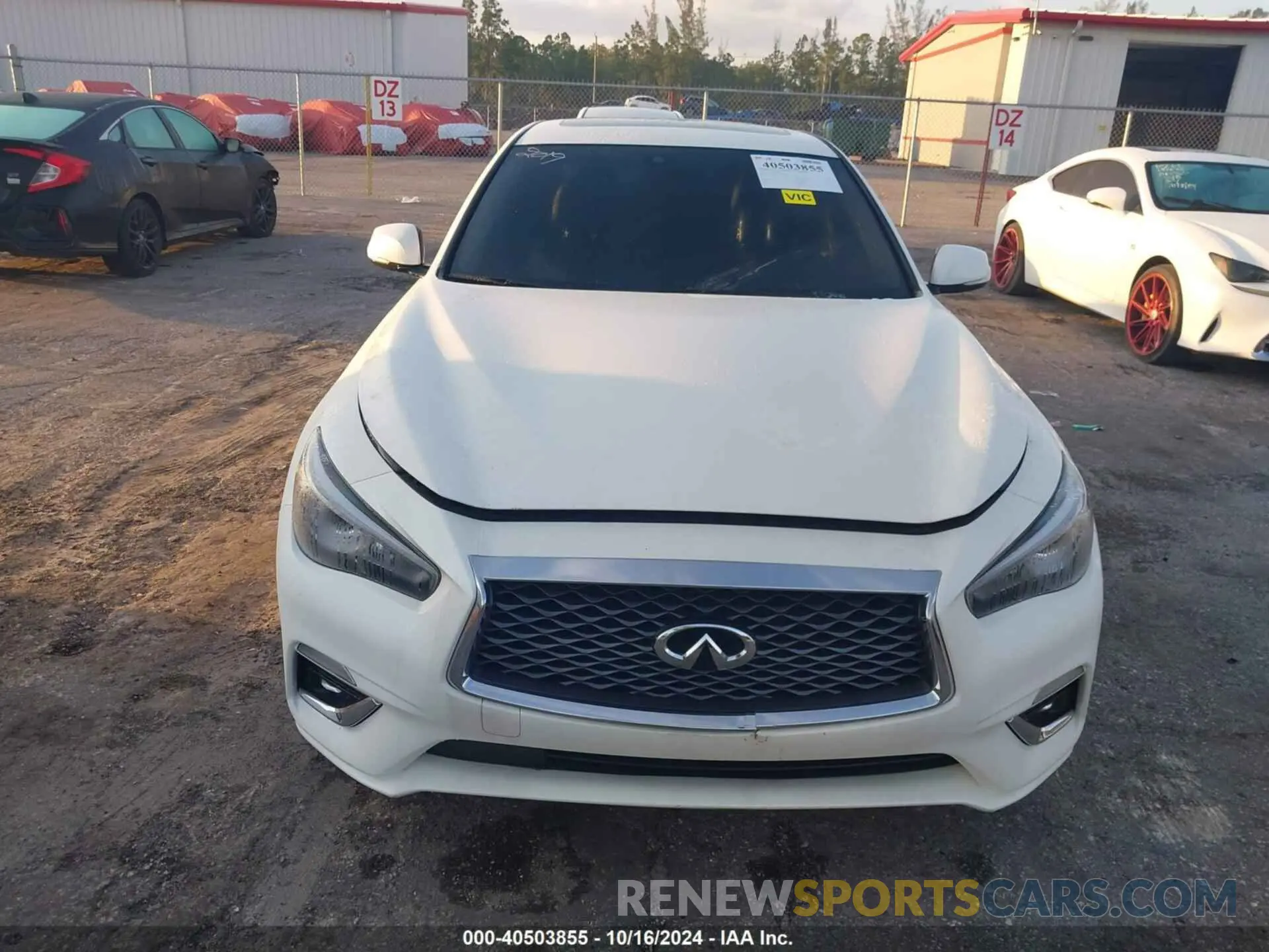 12 fotografías del automóvil dañado JN1EV7AP3KM543305 INFINITI Q50 2019