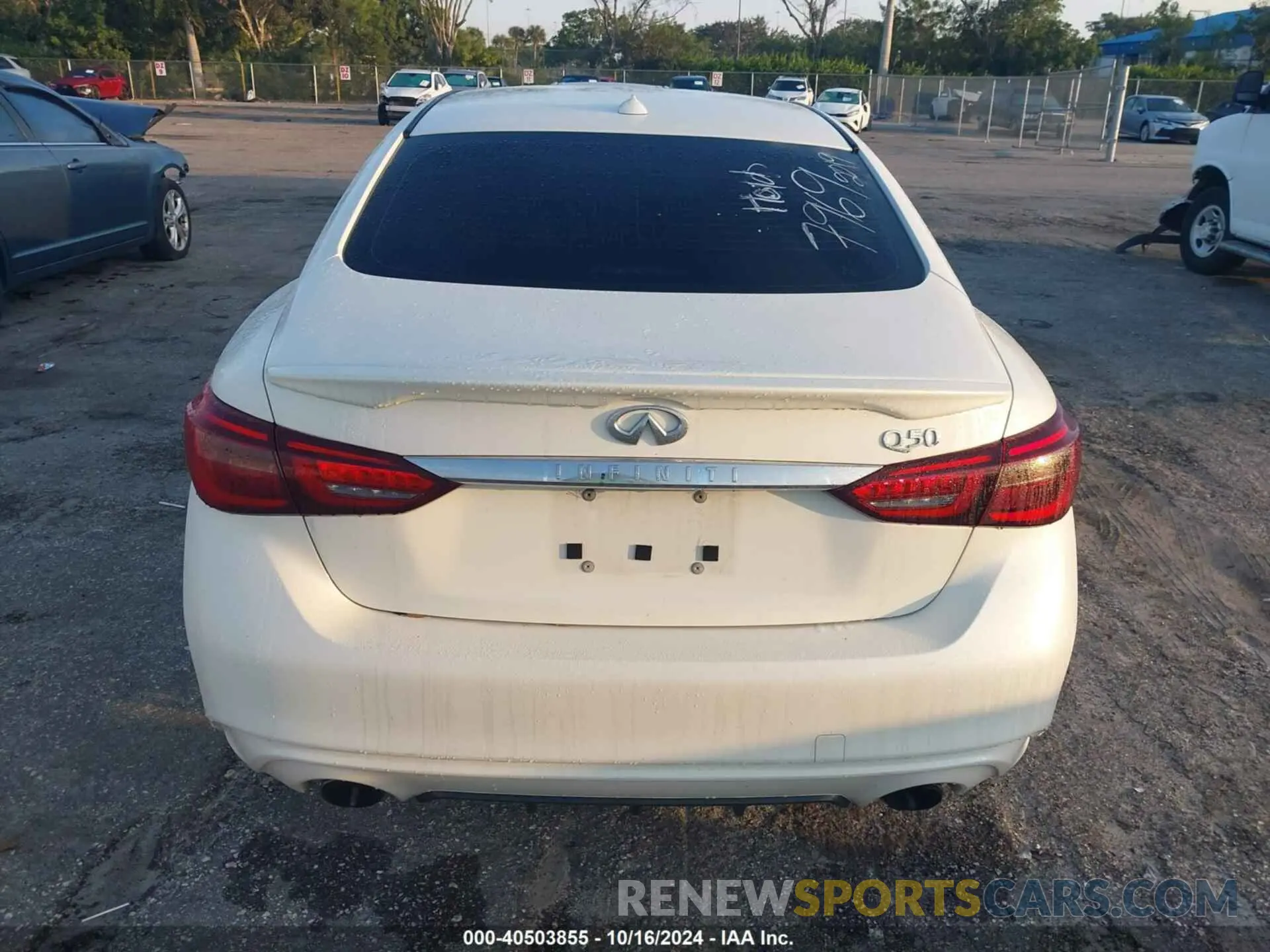 16 fotografías del automóvil dañado JN1EV7AP3KM543305 INFINITI Q50 2019