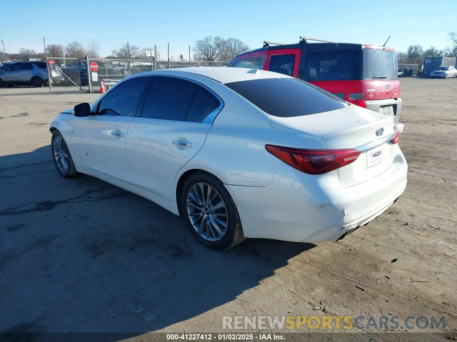 3 fotografías del automóvil dañado JN1EV7AP4KM510846 INFINITI Q50 2019