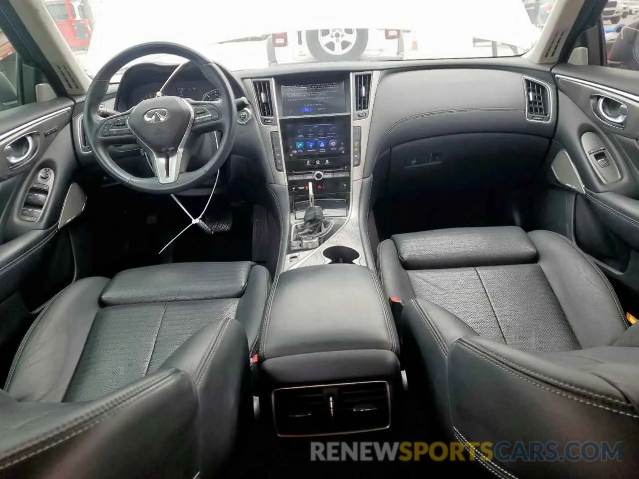 8 fotografías del automóvil dañado JN1EV7AP4KM511060 INFINITI Q50 2019