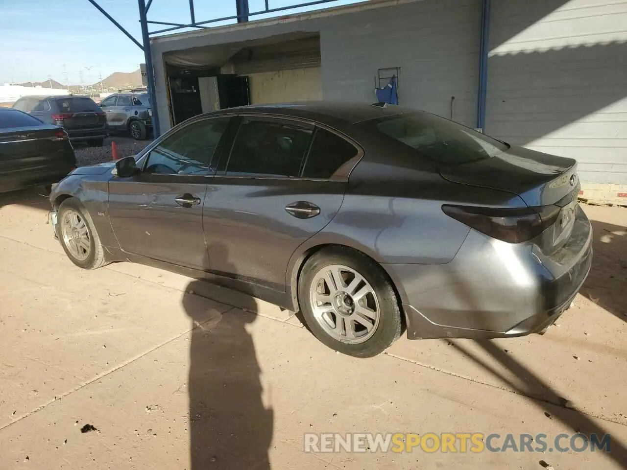 2 fotografías del automóvil dañado JN1EV7AP4KM515173 INFINITI Q50 2019