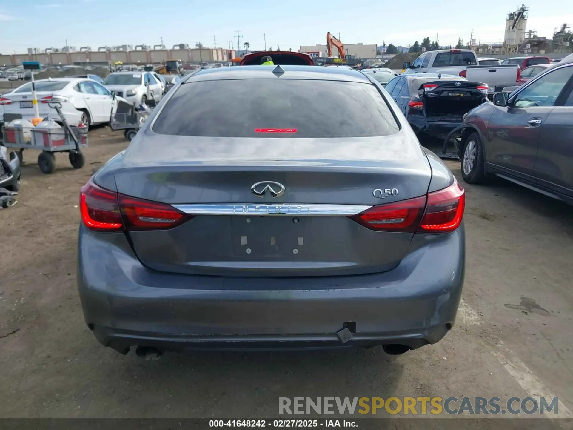 17 fotografías del automóvil dañado JN1EV7AP4KM517649 INFINITI Q50 2019