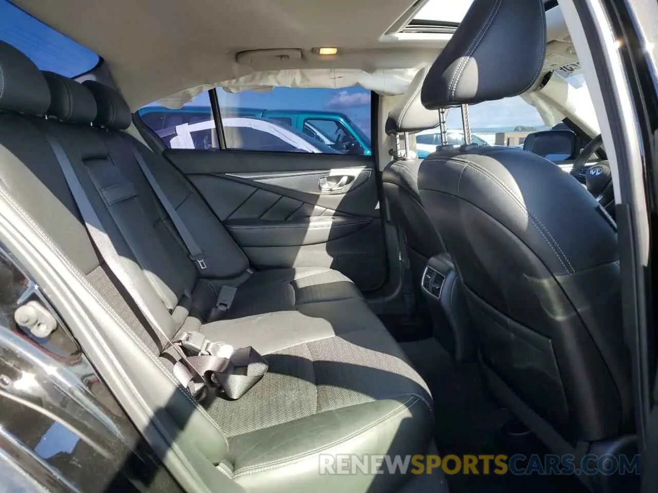10 fotografías del automóvil dañado JN1EV7AP4KM519031 INFINITI Q50 2019