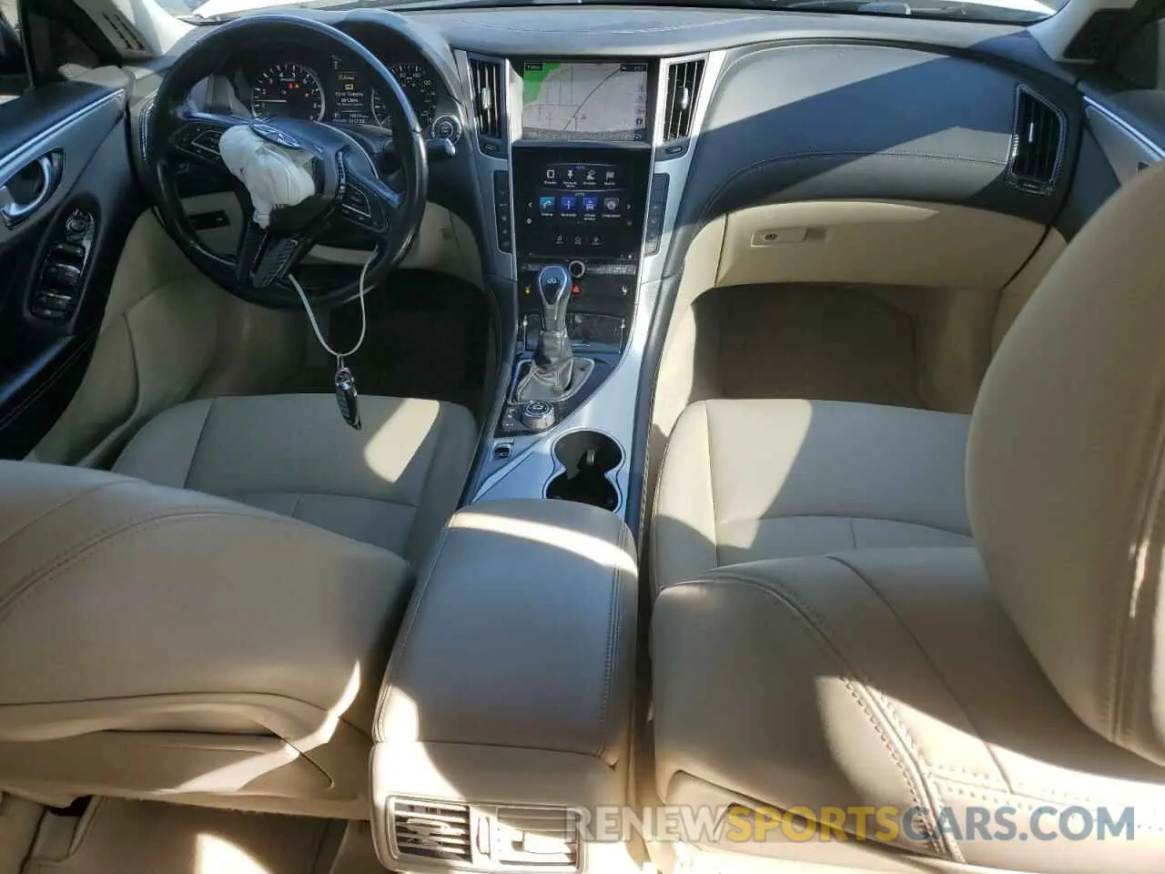 8 fotografías del automóvil dañado JN1EV7AP4KM541739 INFINITI Q50 2019