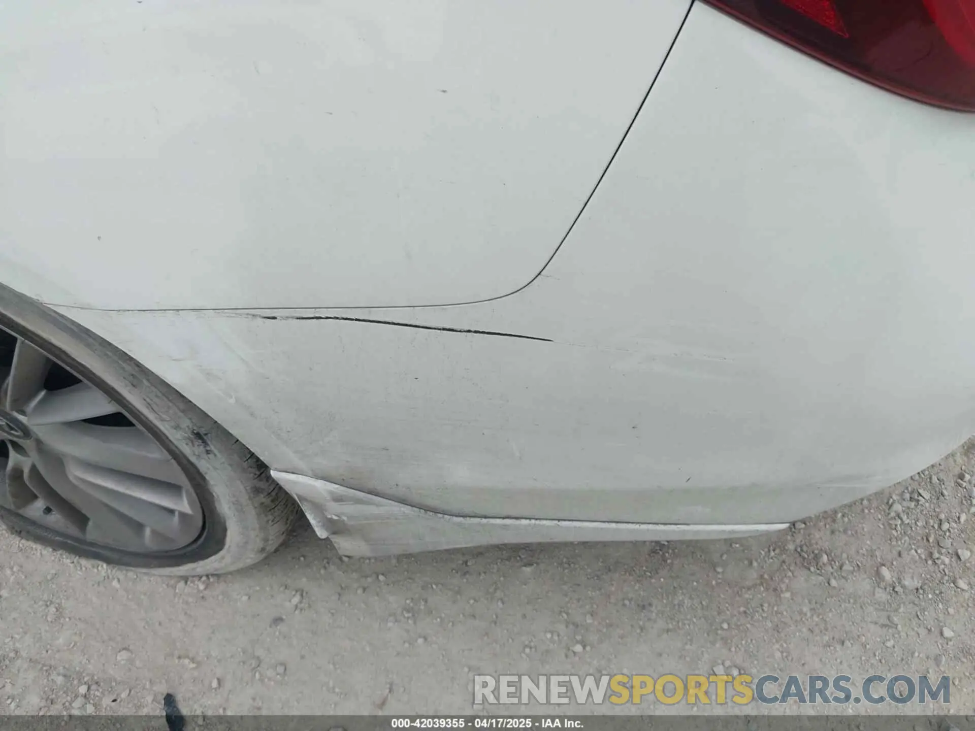 17 fotografías del automóvil dañado JN1EV7AP5KM512511 INFINITI Q50 2019