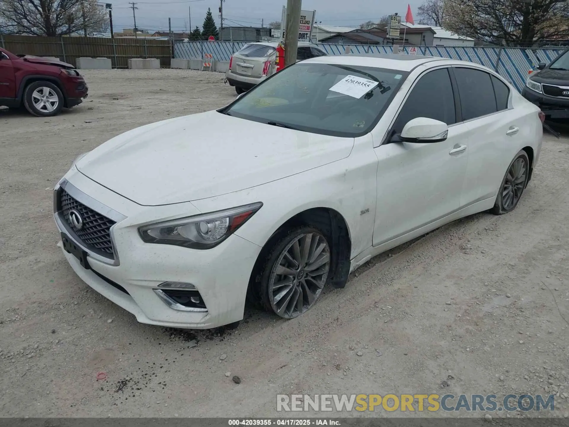 2 fotografías del automóvil dañado JN1EV7AP5KM512511 INFINITI Q50 2019