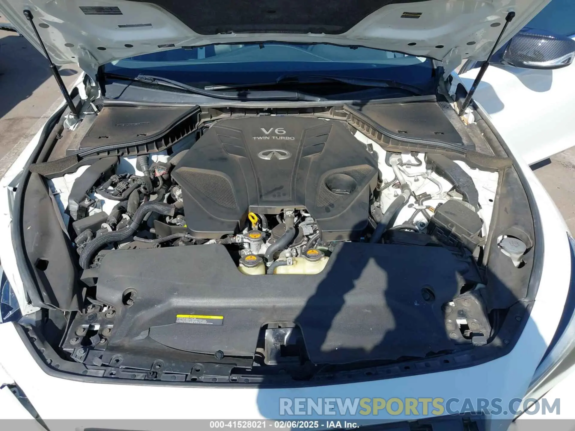 10 fotografías del automóvil dañado JN1EV7AP5KM514713 INFINITI Q50 2019