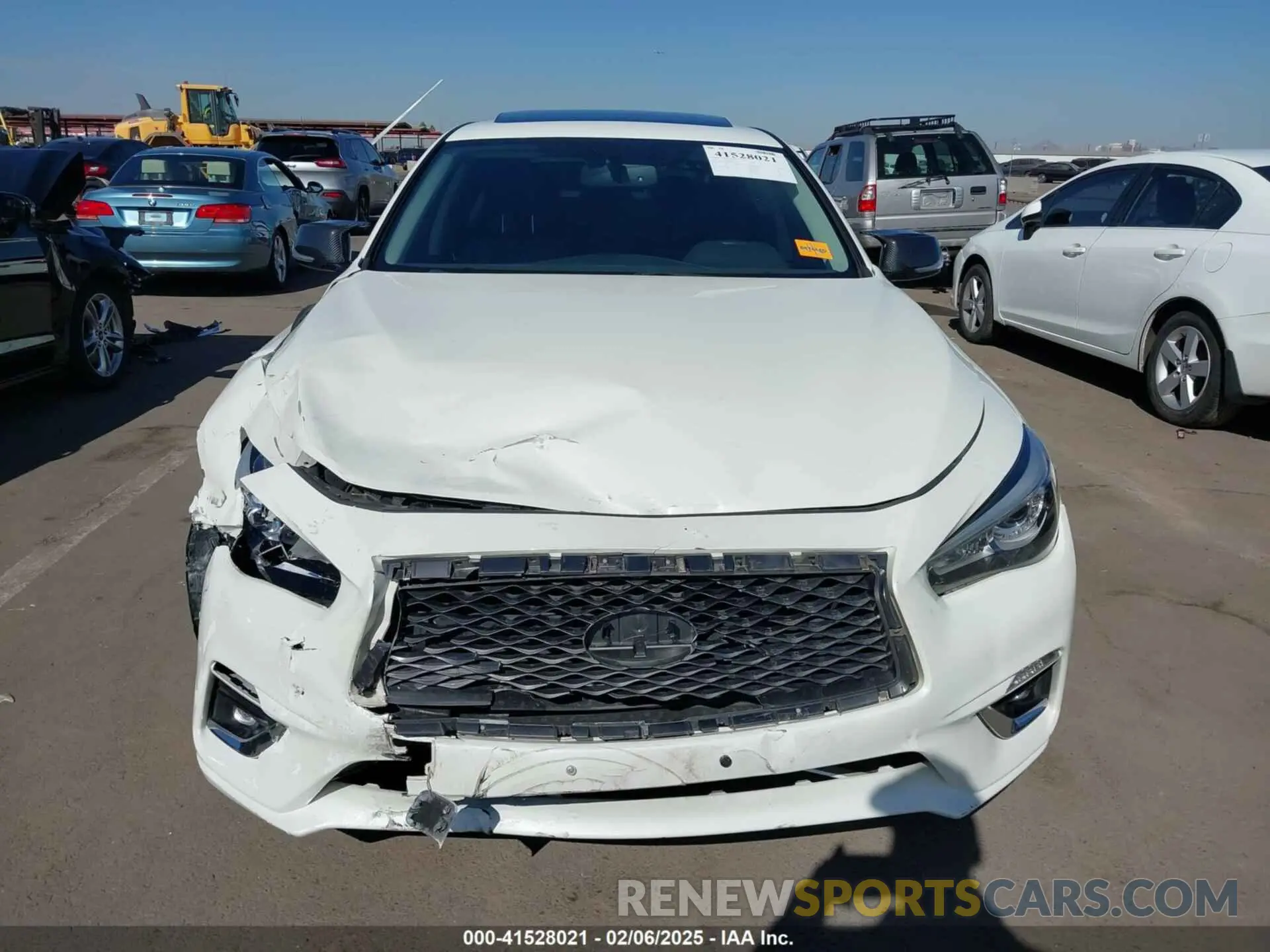 12 fotografías del automóvil dañado JN1EV7AP5KM514713 INFINITI Q50 2019