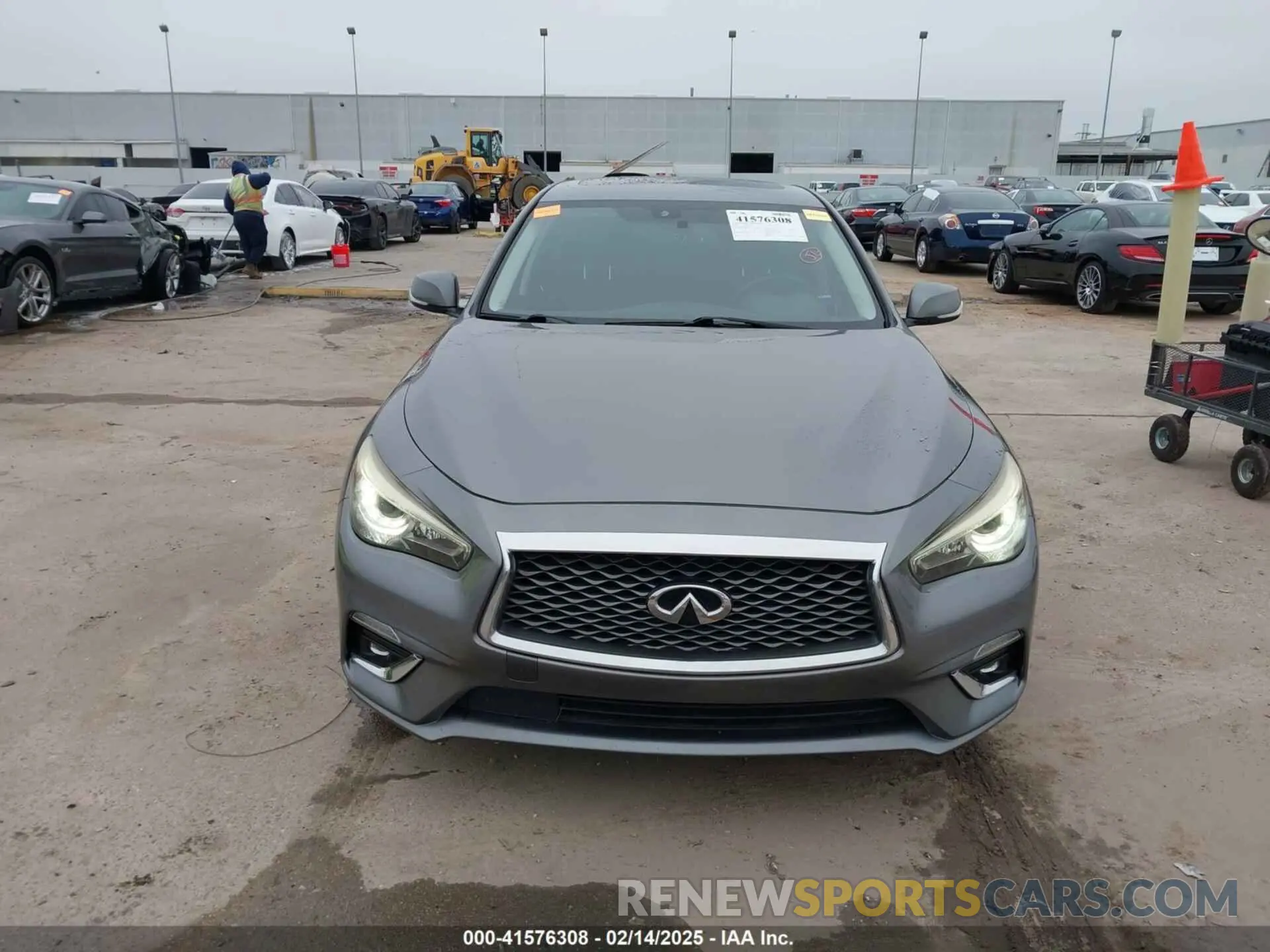 13 fotografías del automóvil dañado JN1EV7AP6KM511156 INFINITI Q50 2019