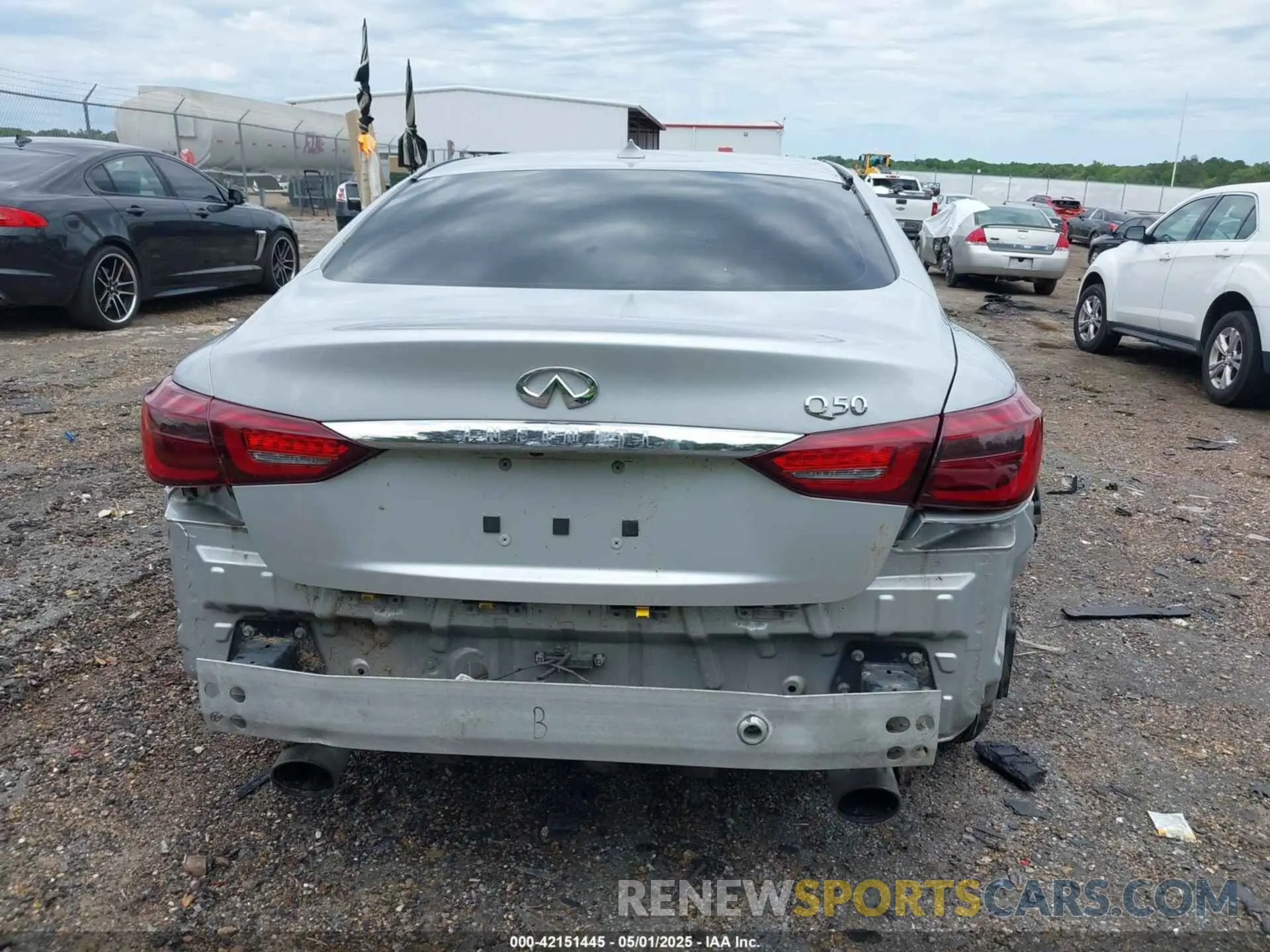 16 fotografías del automóvil dañado JN1EV7AP6KM512713 INFINITI Q50 2019