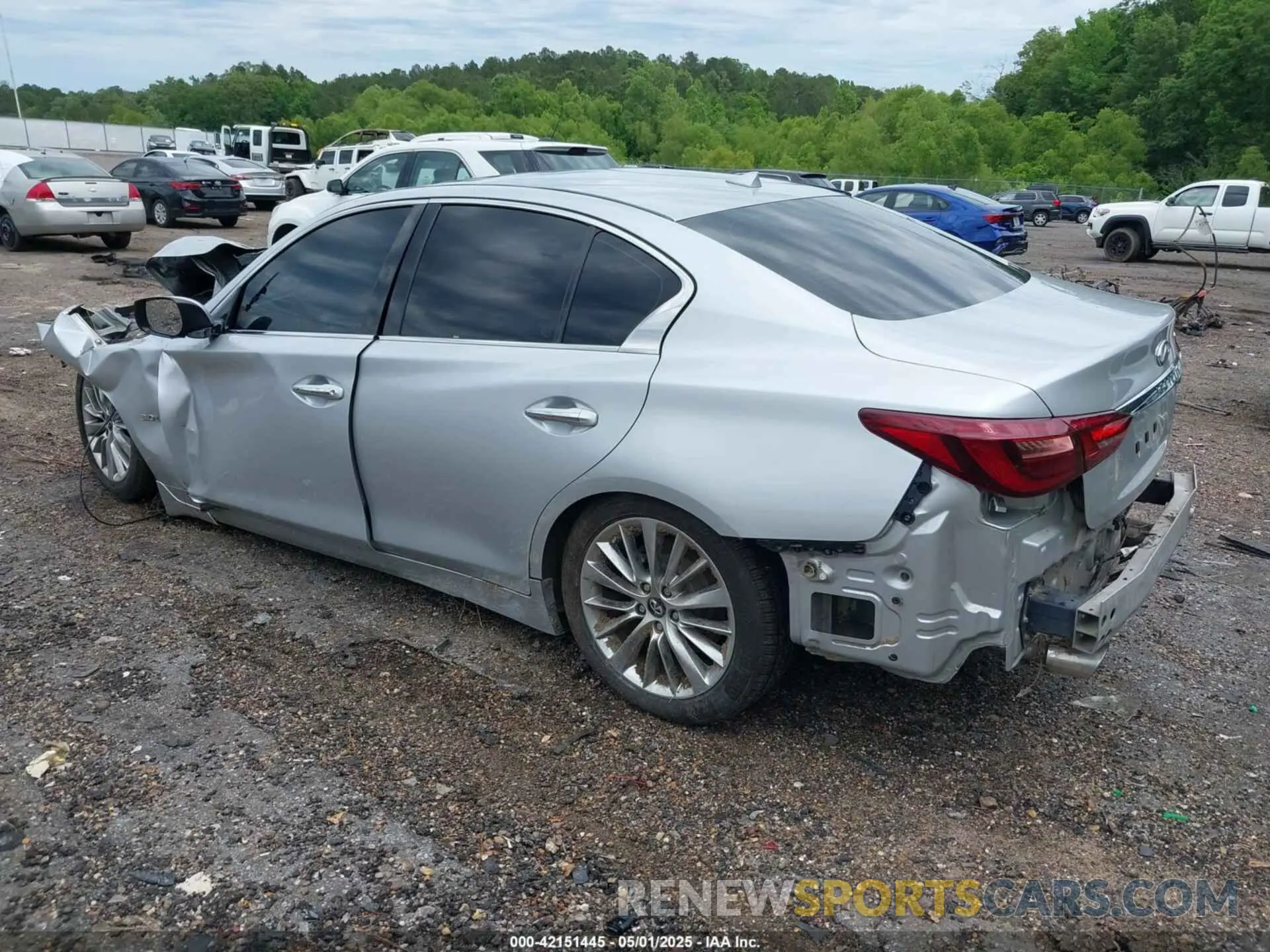 3 fotografías del automóvil dañado JN1EV7AP6KM512713 INFINITI Q50 2019