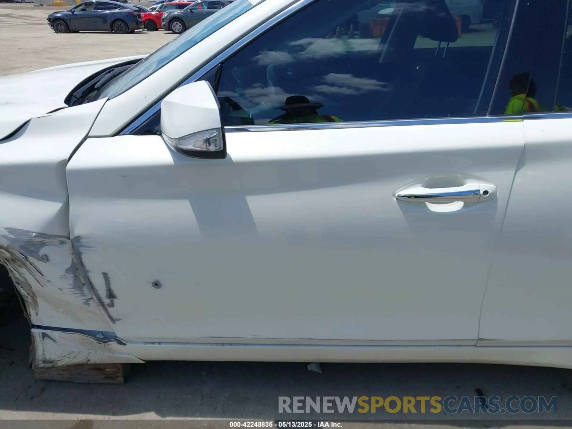 17 fotografías del automóvil dañado JN1EV7AP6KM514736 INFINITI Q50 2019