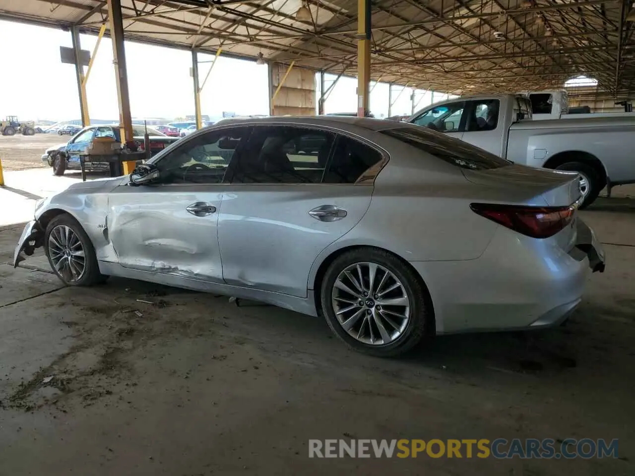 2 fotografías del automóvil dañado JN1EV7AP6KM518012 INFINITI Q50 2019