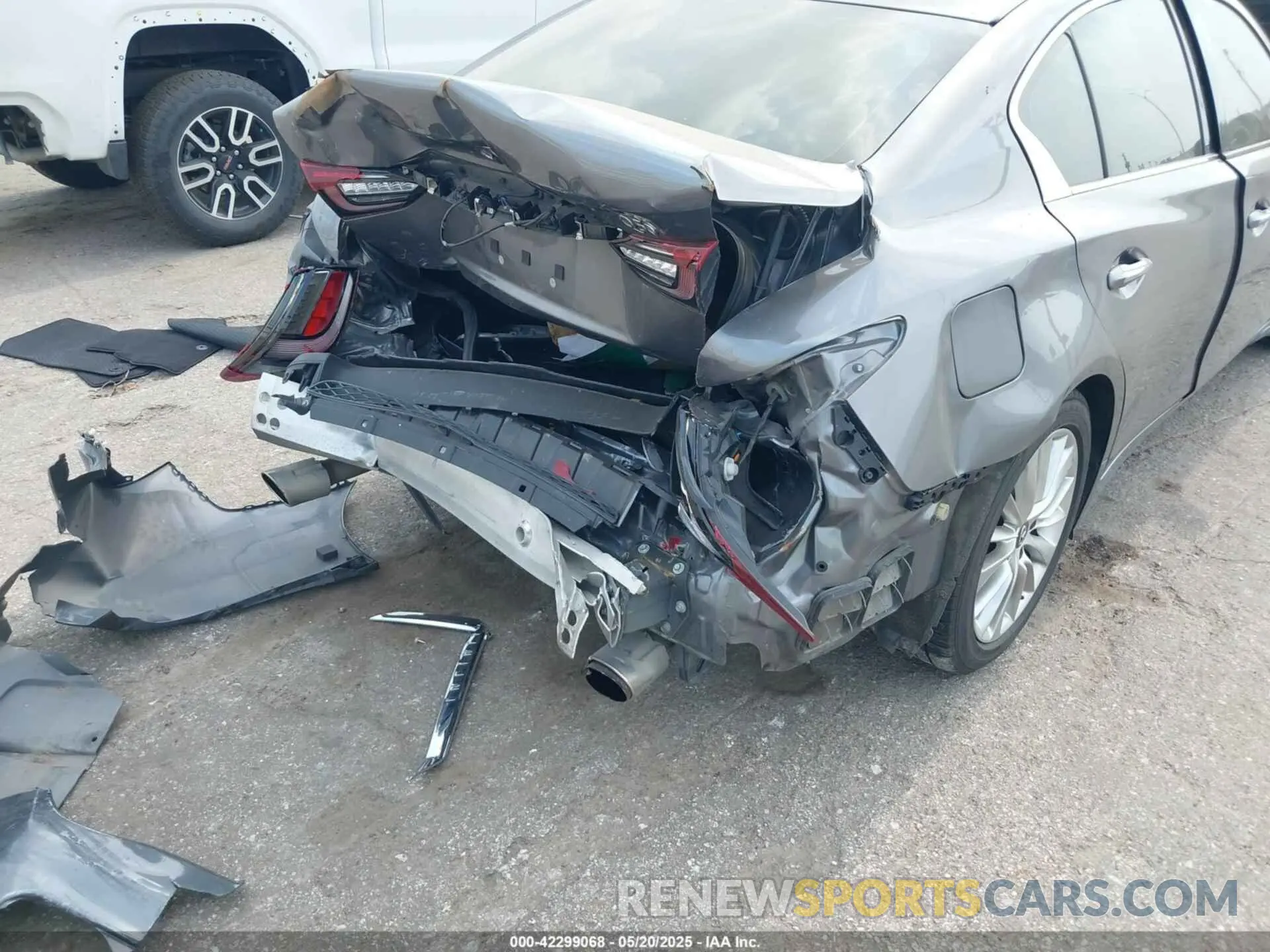 6 fotografías del automóvil dañado JN1EV7AP6KM518141 INFINITI Q50 2019