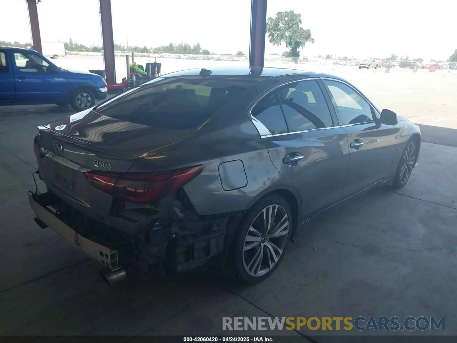 4 fotografías del automóvil dañado JN1EV7AP6KM541659 INFINITI Q50 2019