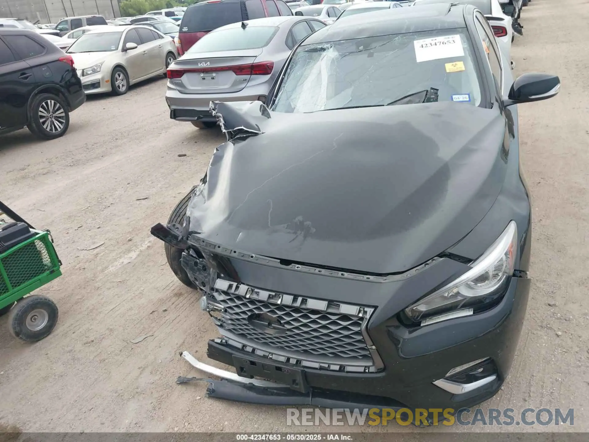 10 fotografías del automóvil dañado JN1EV7AP7KM519119 INFINITI Q50 2019