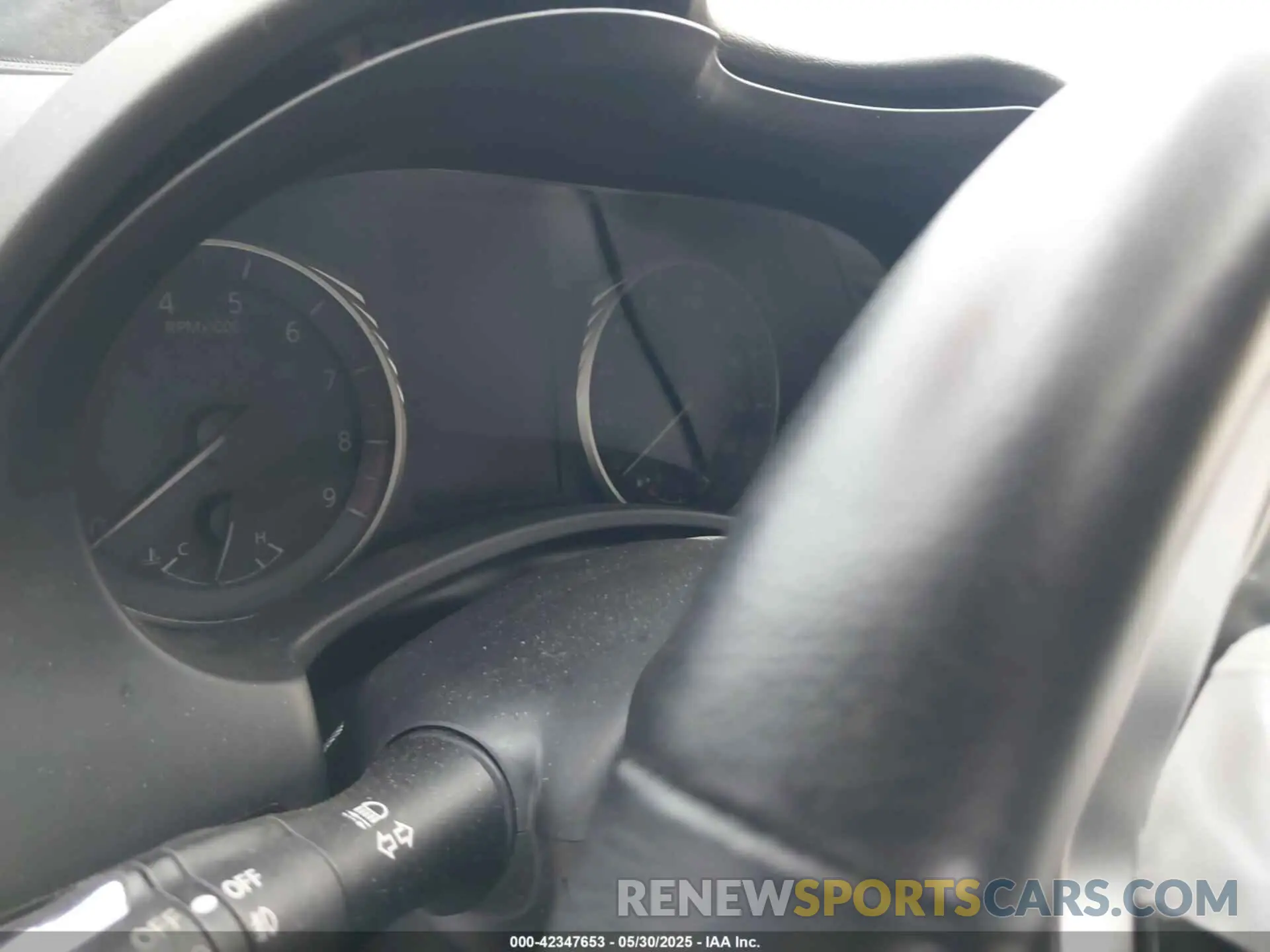7 fotografías del automóvil dañado JN1EV7AP7KM519119 INFINITI Q50 2019