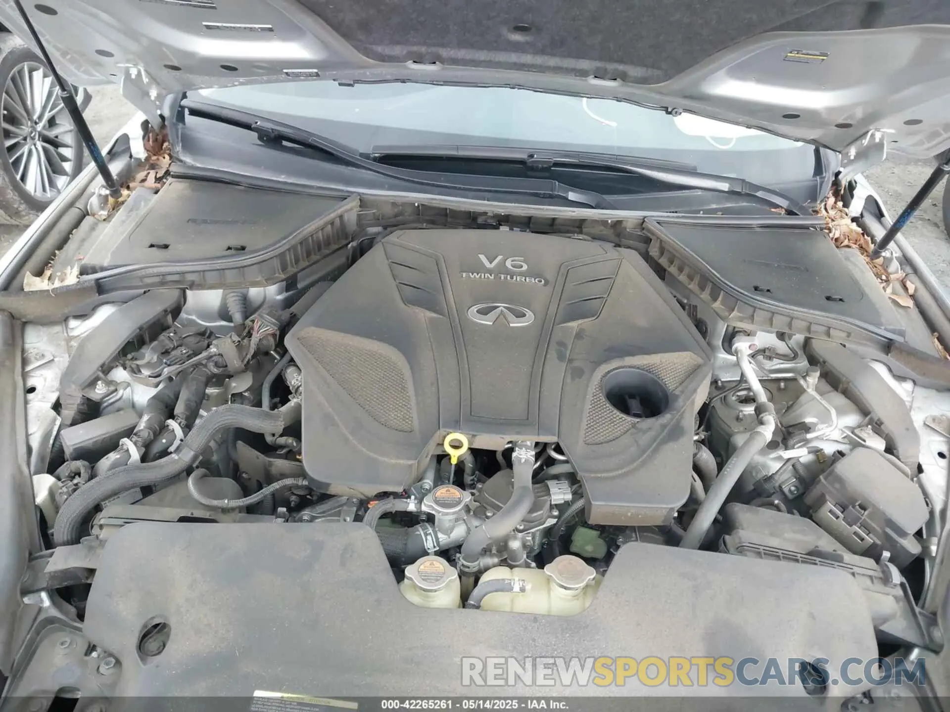 10 fotografías del automóvil dañado JN1EV7AP7KM542710 INFINITI Q50 2019