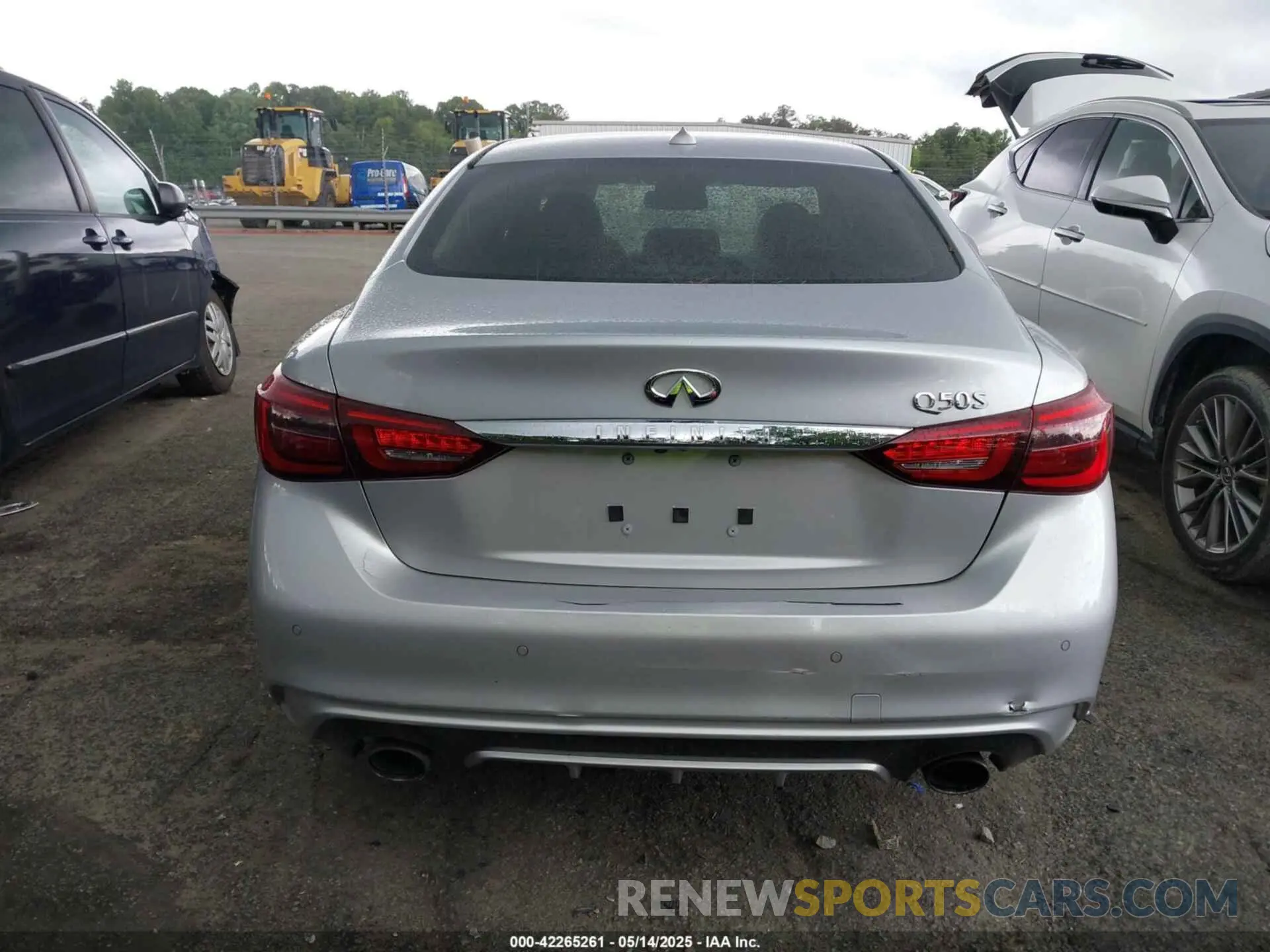 15 fotografías del automóvil dañado JN1EV7AP7KM542710 INFINITI Q50 2019