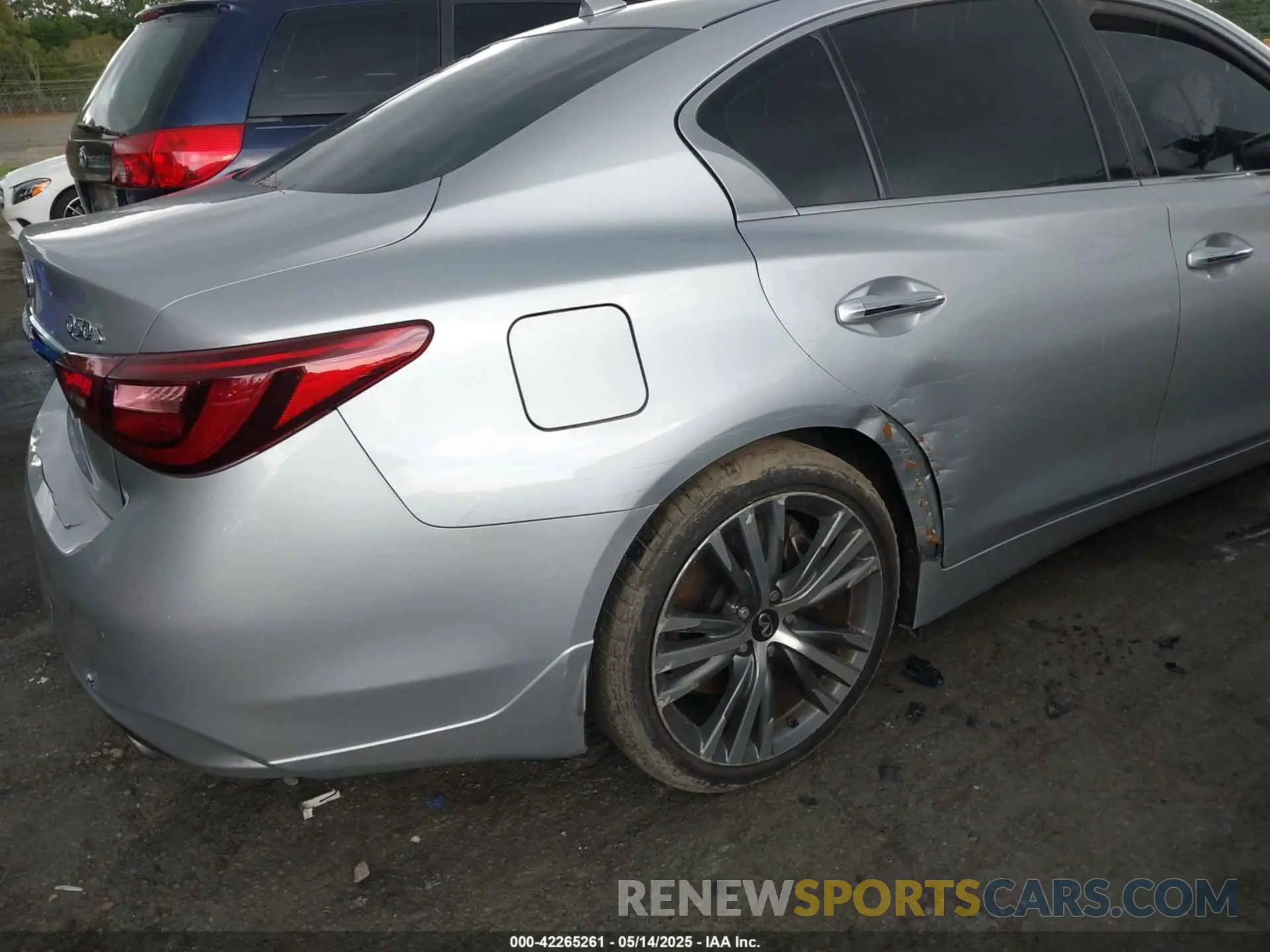 6 fotografías del automóvil dañado JN1EV7AP7KM542710 INFINITI Q50 2019