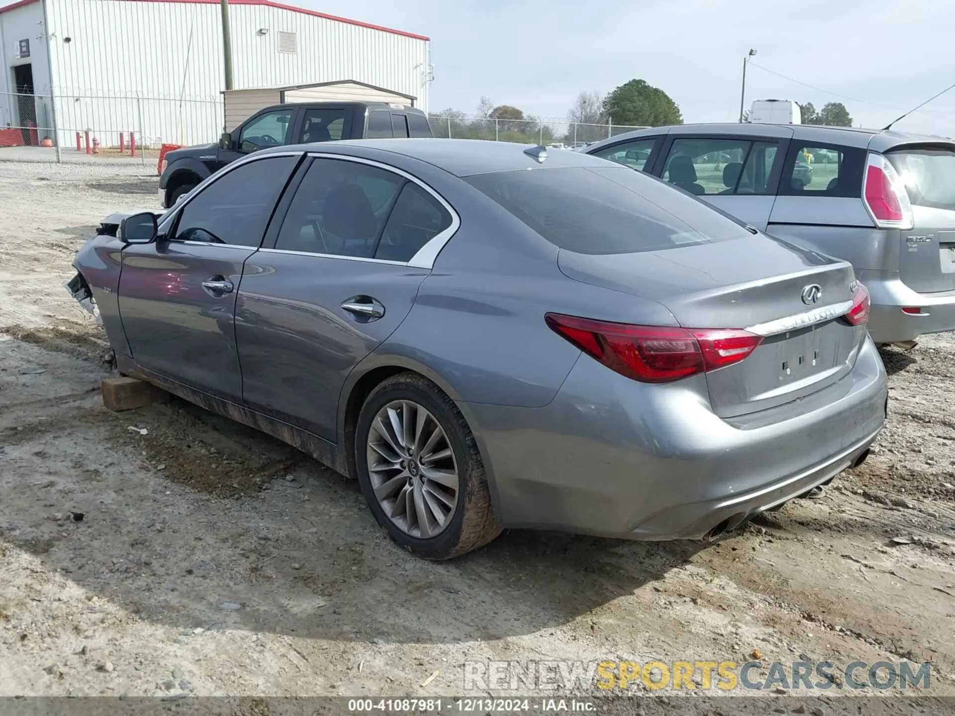 3 fotografías del automóvil dañado JN1EV7AP8KM513619 INFINITI Q50 2019