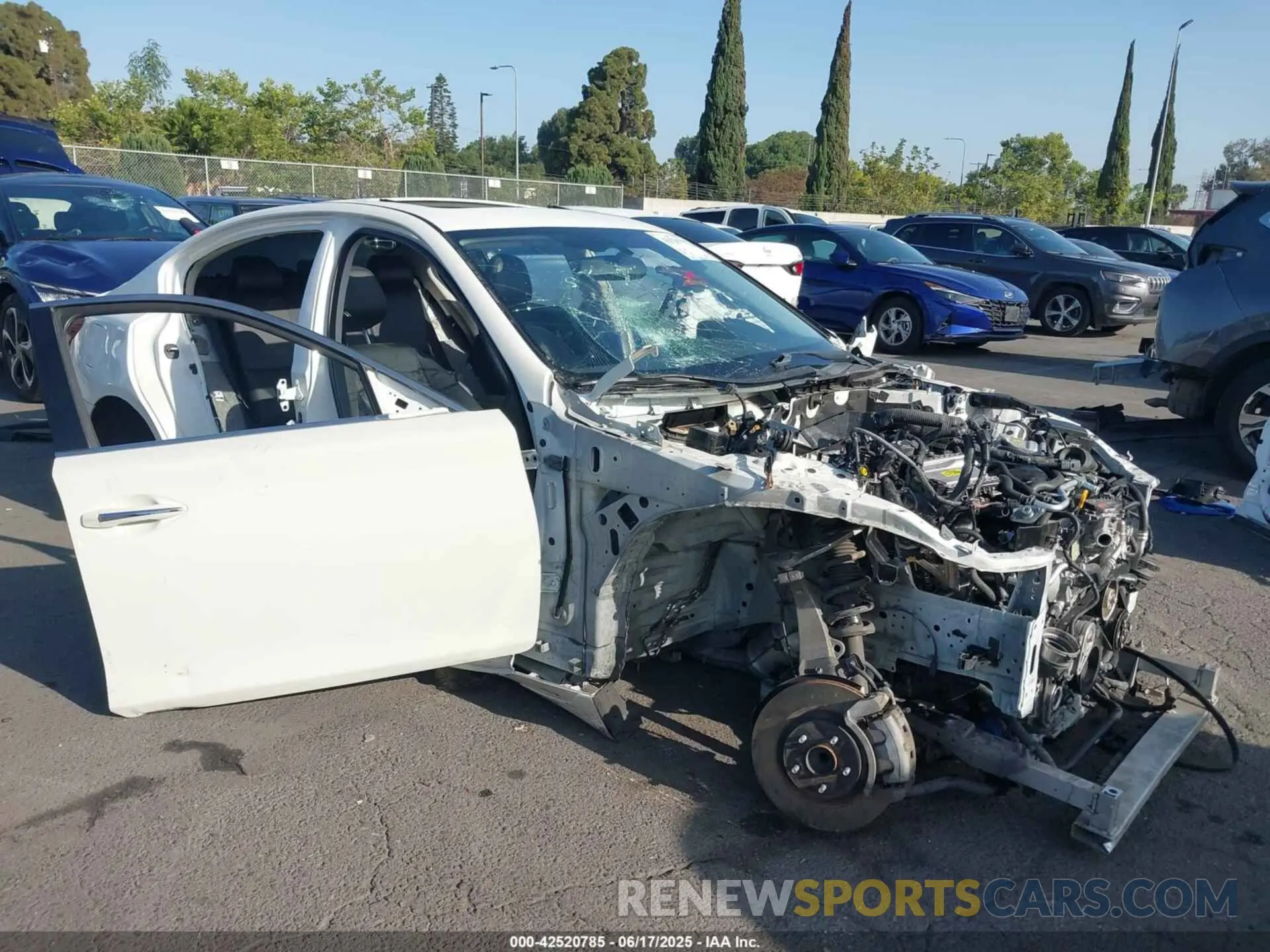 6 fotografías del automóvil dañado JN1EV7AP8KM514771 INFINITI Q50 2019