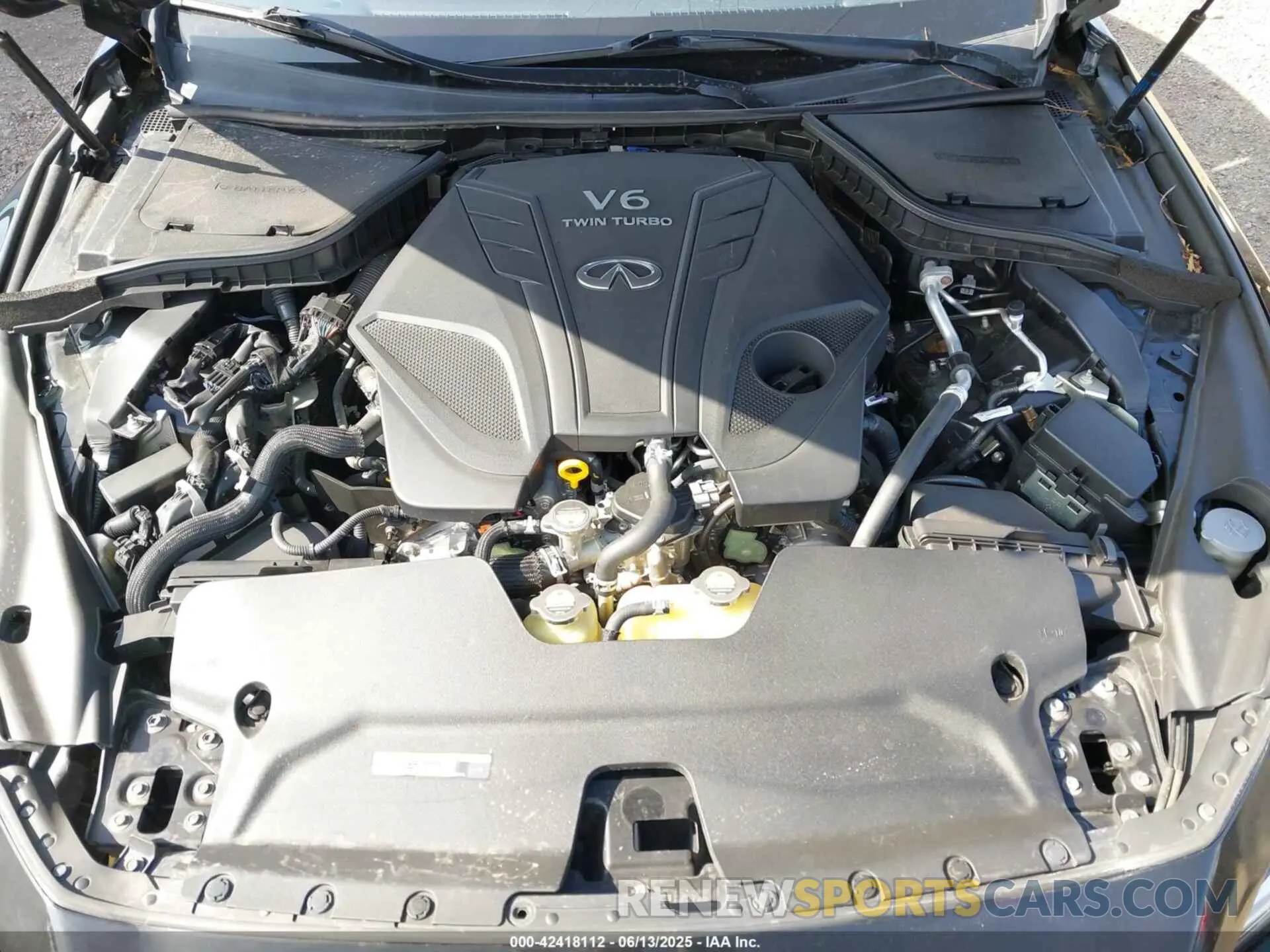 10 fotografías del automóvil dañado JN1EV7AP8KM543395 INFINITI Q50 2019