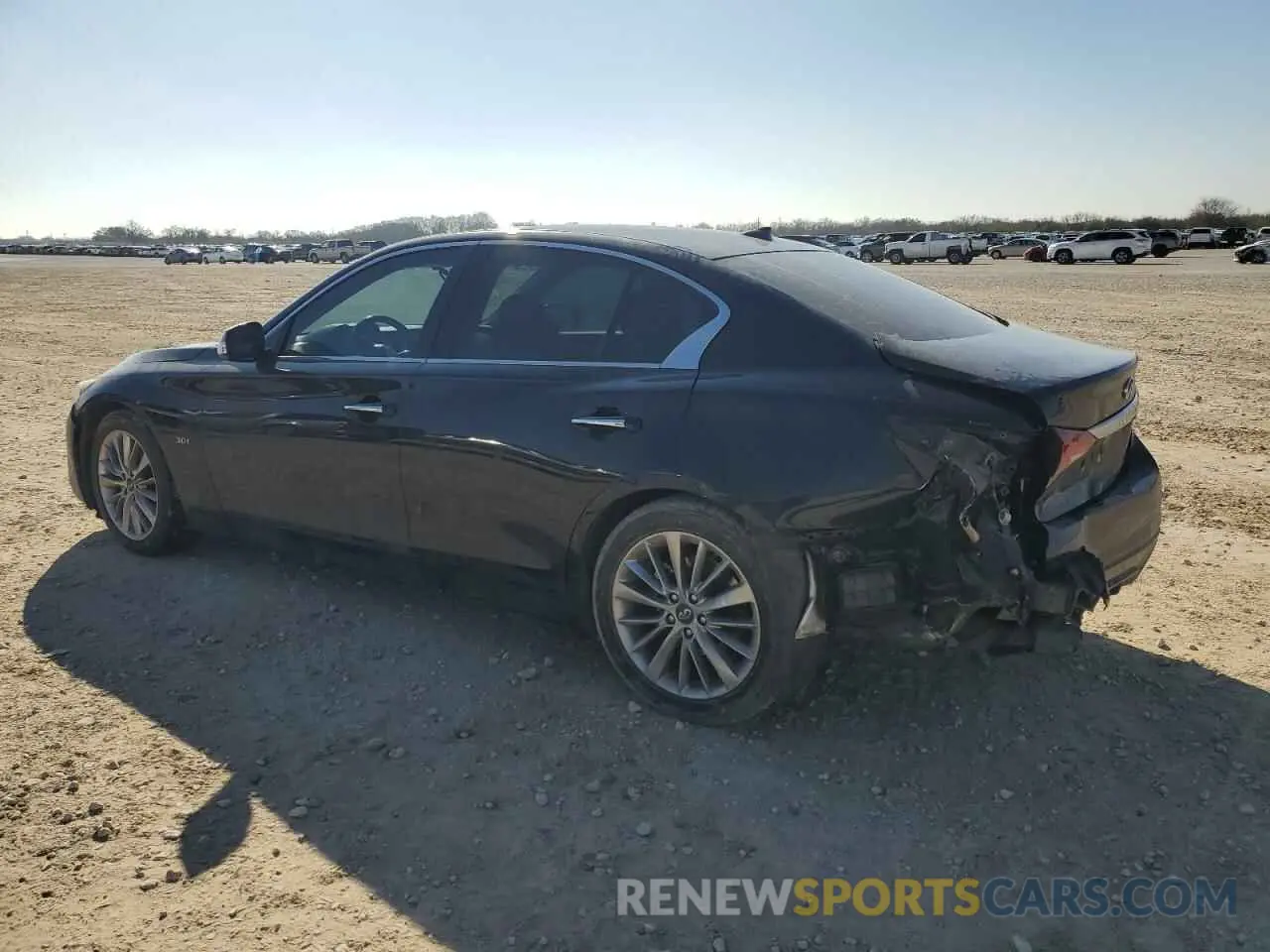 2 fotografías del automóvil dañado JN1EV7AP9KM518974 INFINITI Q50 2019