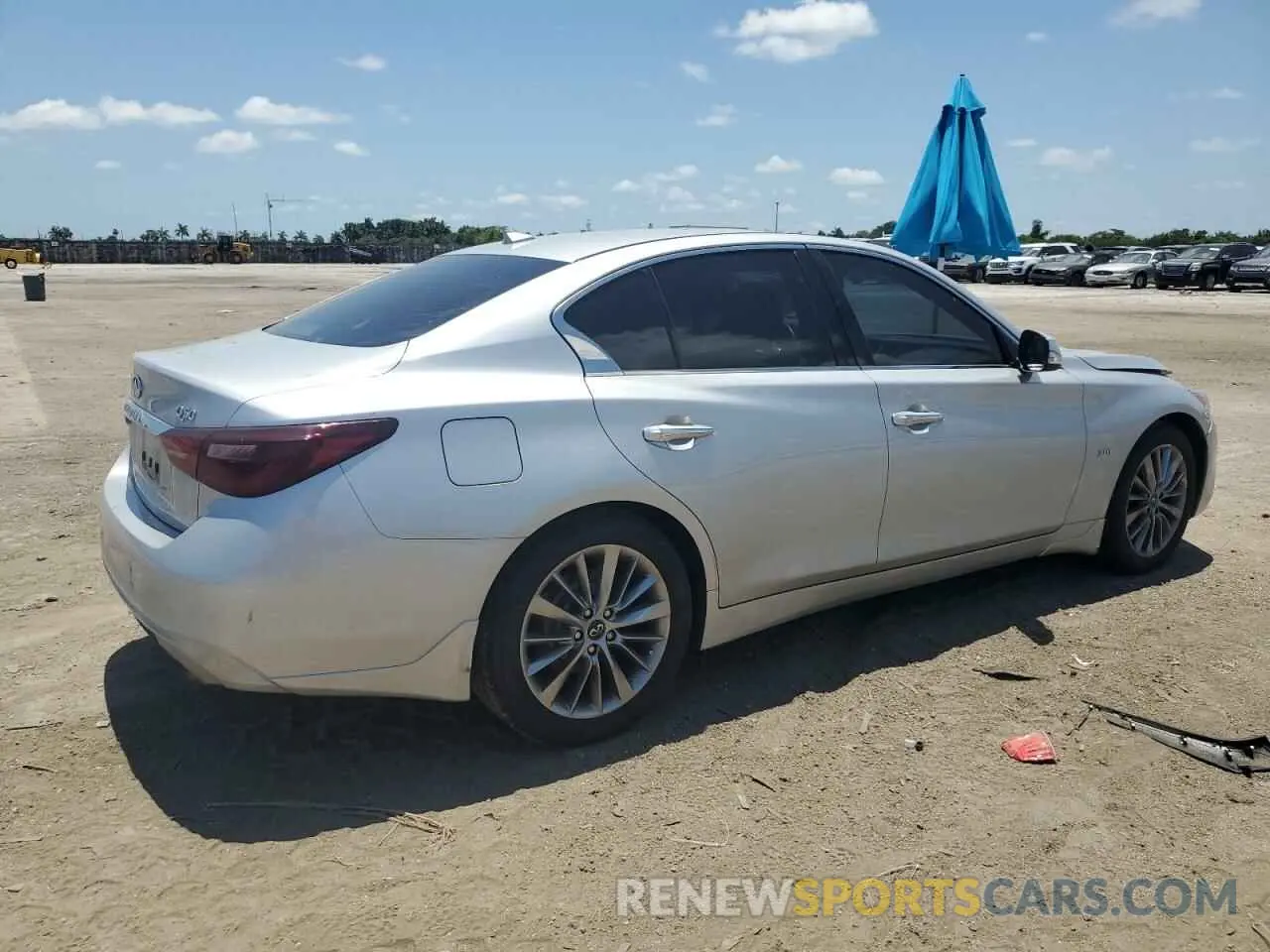 3 fotografías del automóvil dañado JN1EV7AP9KM519722 INFINITI Q50 2019