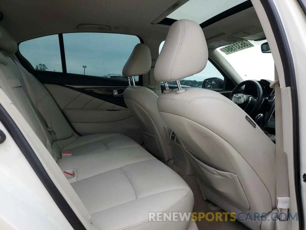 10 fotografías del automóvil dañado JN1EV7APXKM519809 INFINITI Q50 2019