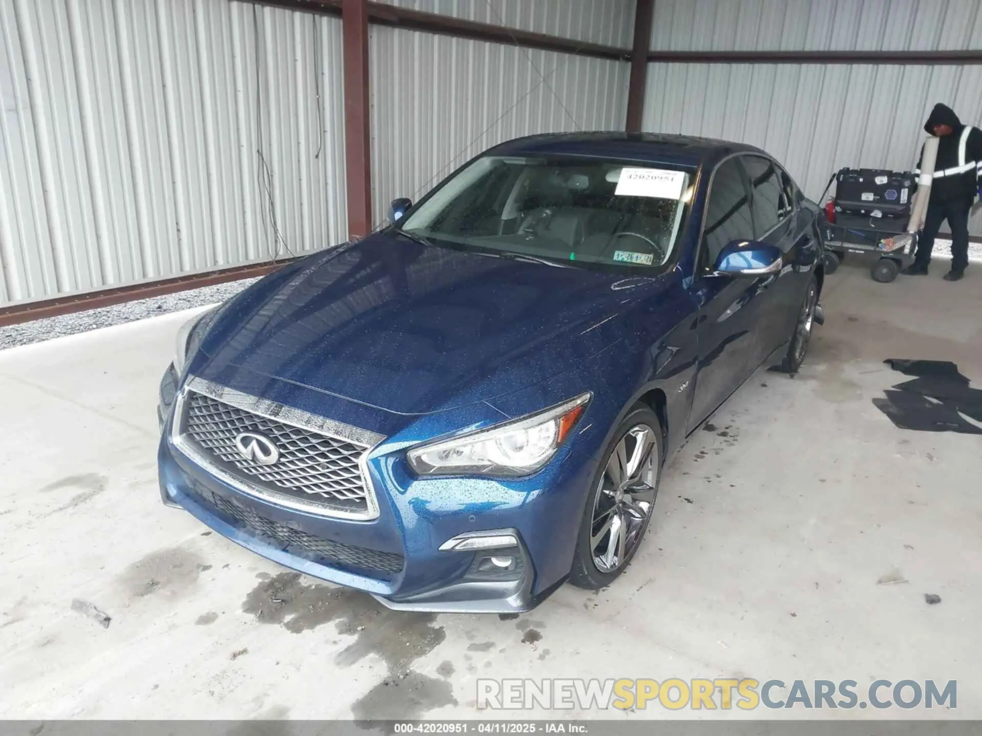 2 fotografías del automóvil dañado JN1EV7AR0KM591152 INFINITI Q50 2019