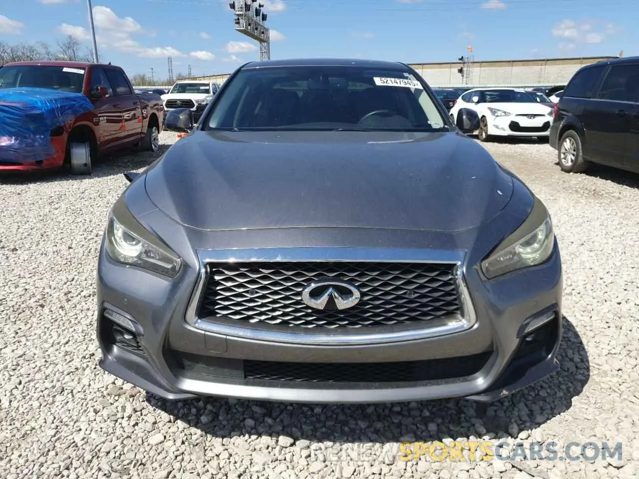 5 fotografías del automóvil dañado JN1EV7AR0KM592477 INFINITI Q50 2019