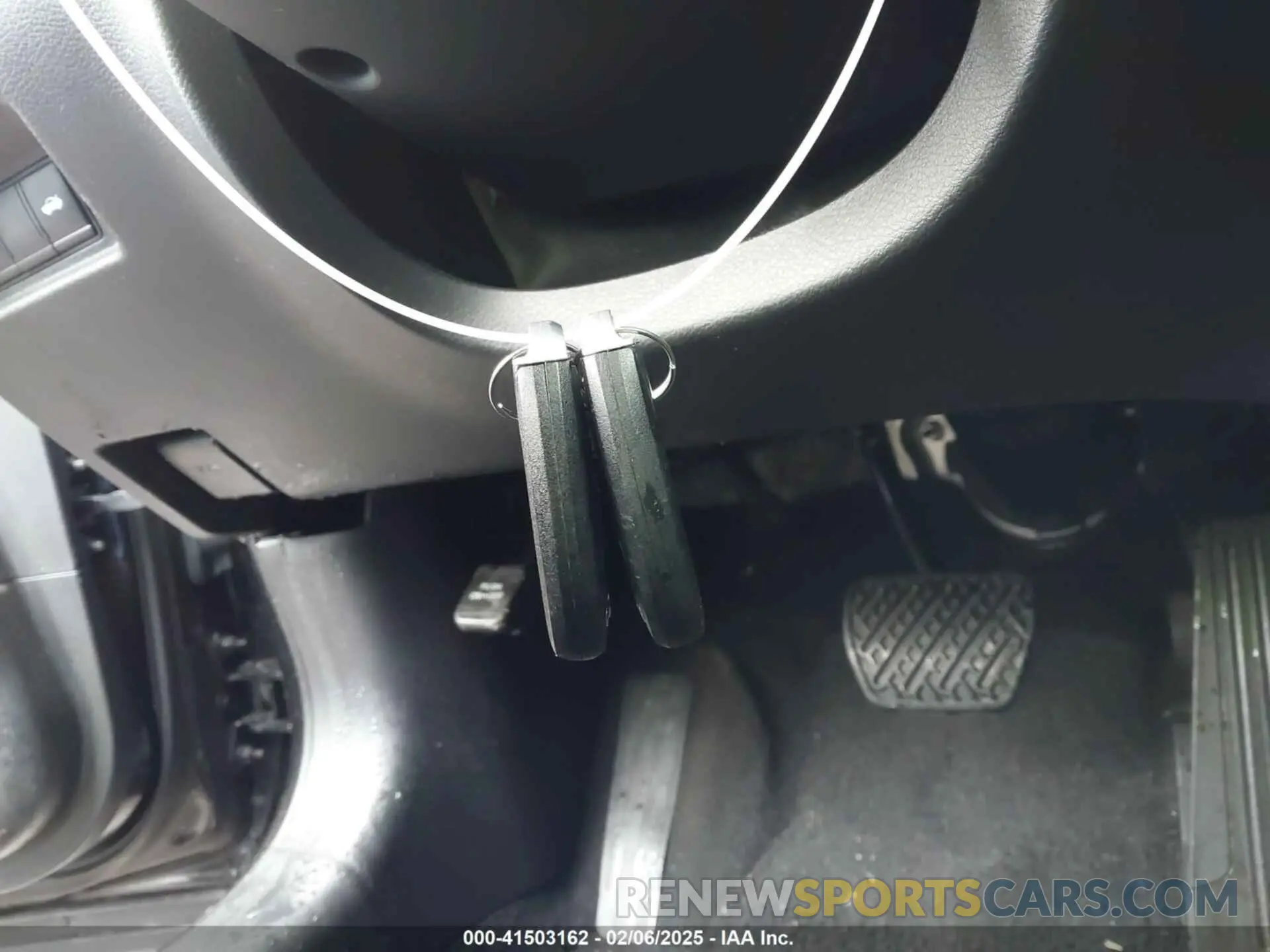 11 fotografías del automóvil dañado JN1EV7AR1KM554983 INFINITI Q50 2019