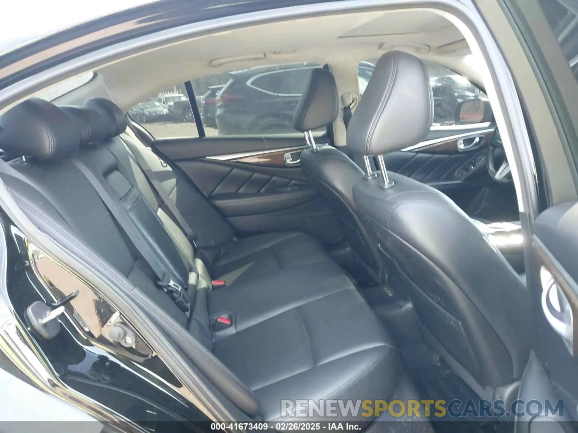 8 fotografías del automóvil dañado JN1EV7AR3KM554628 INFINITI Q50 2019