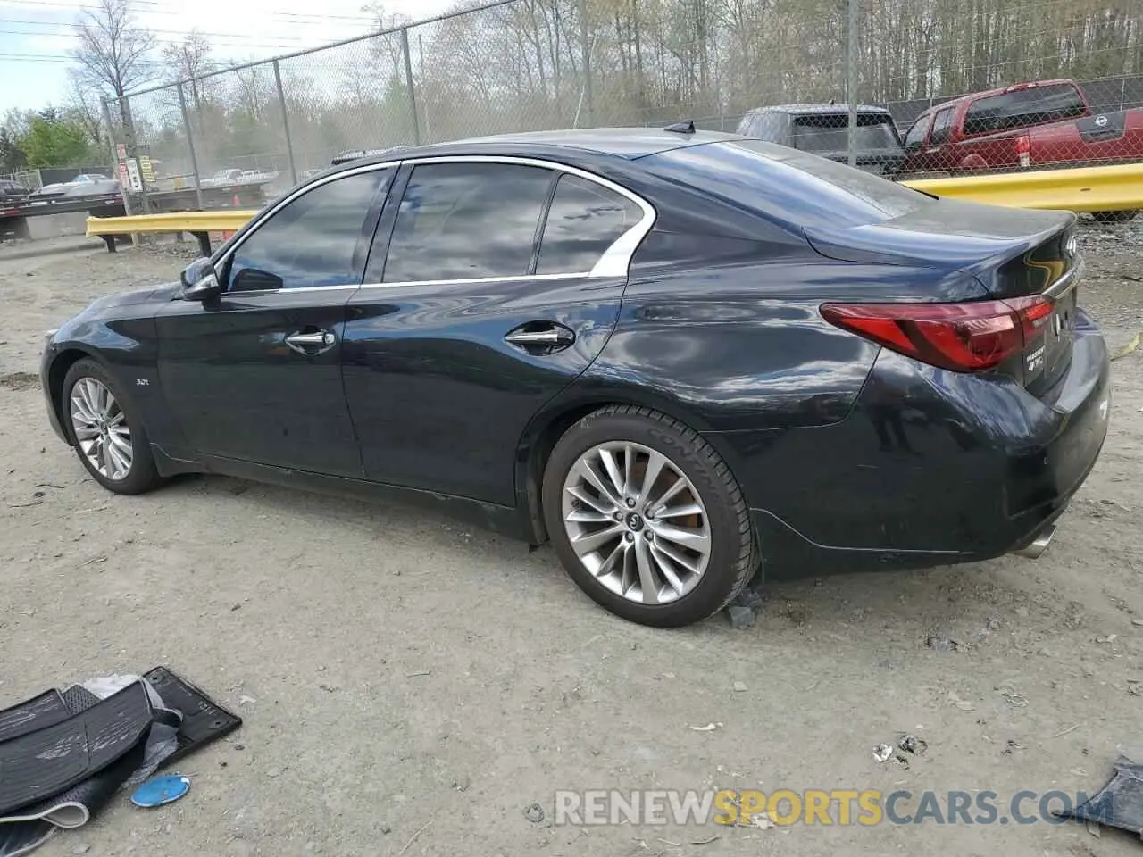 2 fotografías del automóvil dañado JN1EV7AR3KM556623 INFINITI Q50 2019