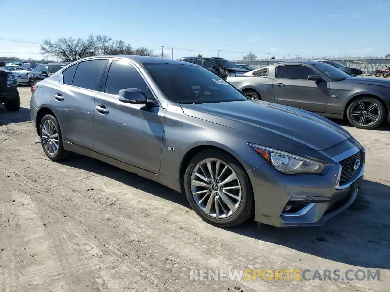4 fotografías del automóvil dañado JN1EV7AR4KM591722 INFINITI Q50 2019