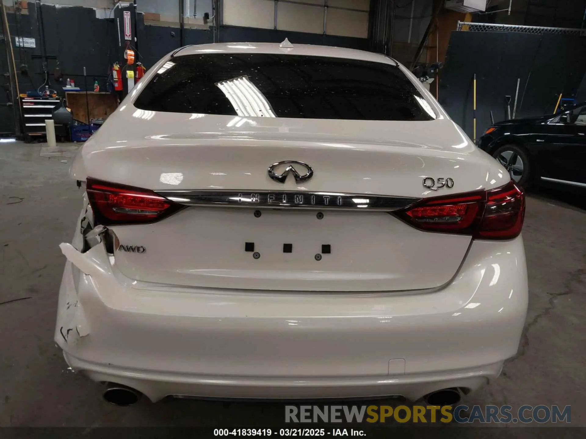 16 fotografías del automóvil dañado JN1EV7AR5KM550273 INFINITI Q50 2019