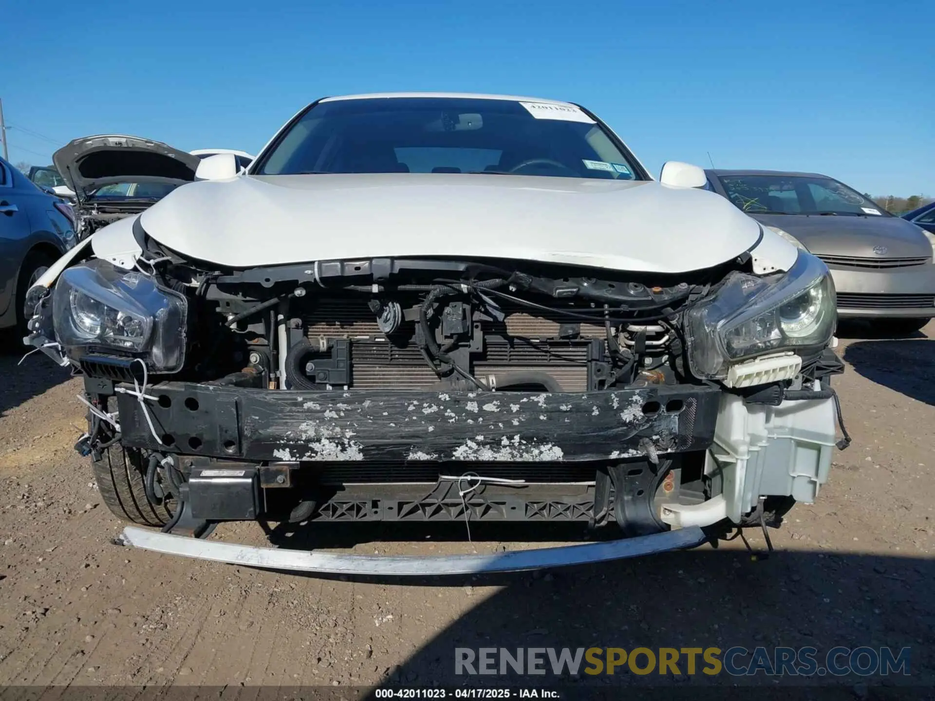 6 fotografías del automóvil dañado JN1EV7AR5KM594323 INFINITI Q50 2019