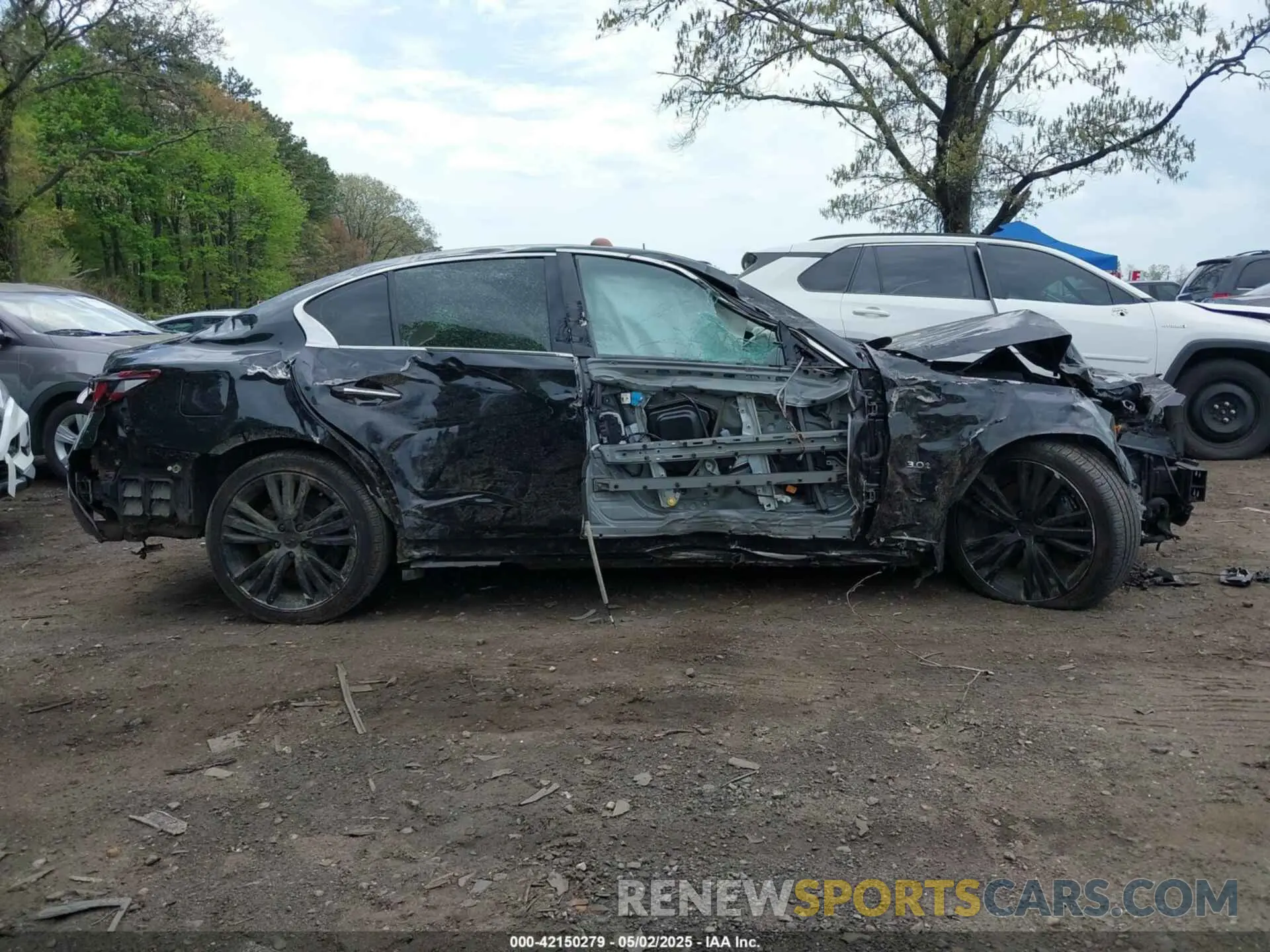 14 fotografías del automóvil dañado JN1EV7AR6KM555210 INFINITI Q50 2019