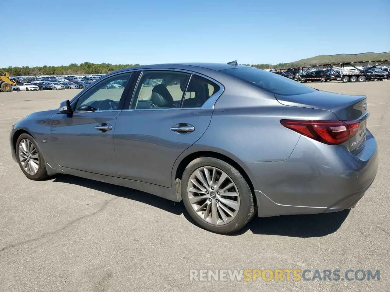 2 fotografías del automóvil dañado JN1EV7AR7KM552400 INFINITI Q50 2019