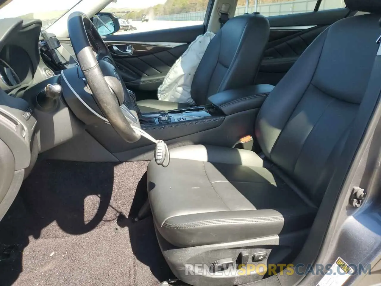 7 fotografías del automóvil dañado JN1EV7AR7KM552400 INFINITI Q50 2019