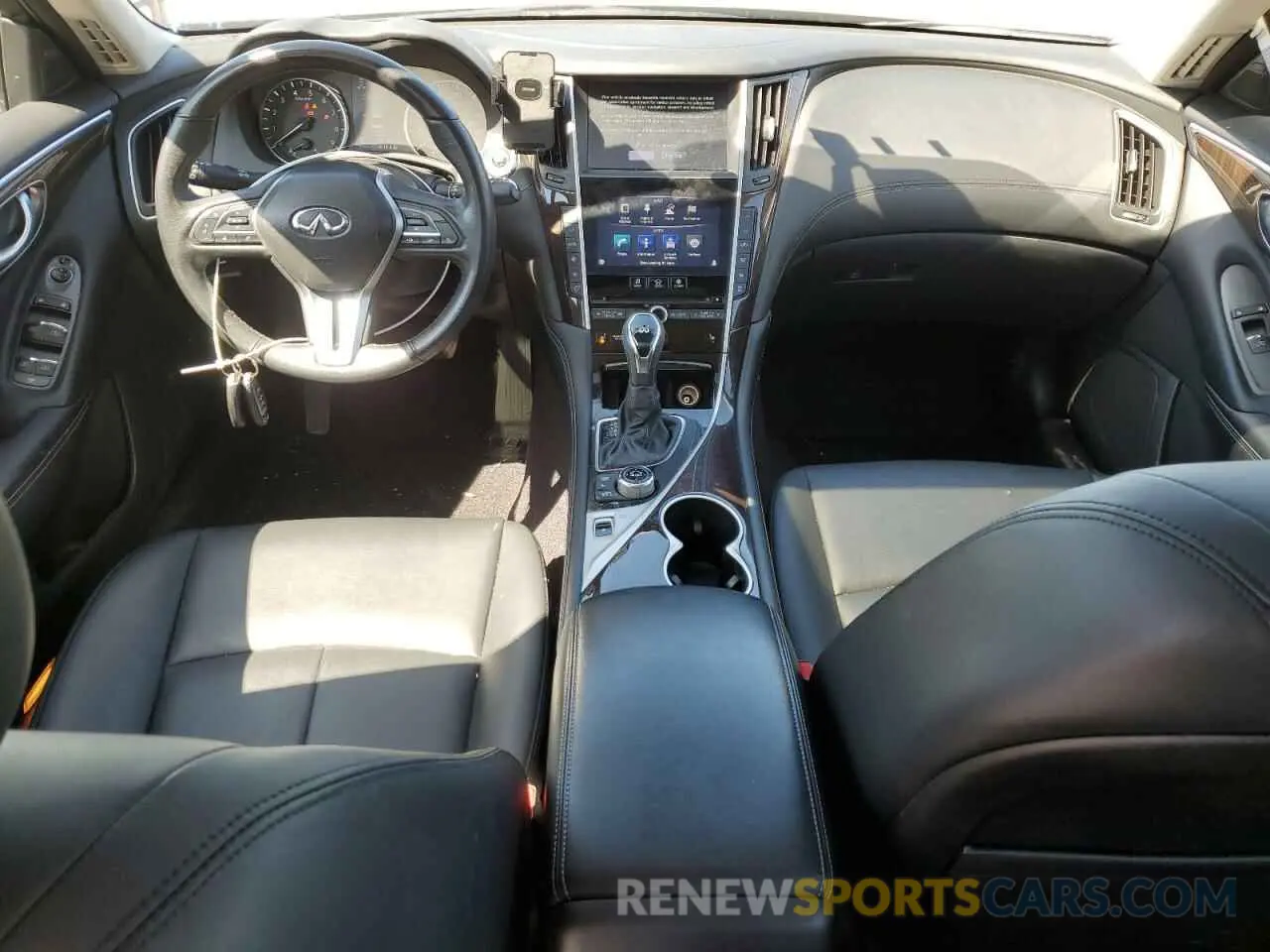 8 fotografías del automóvil dañado JN1EV7AR7KM552400 INFINITI Q50 2019