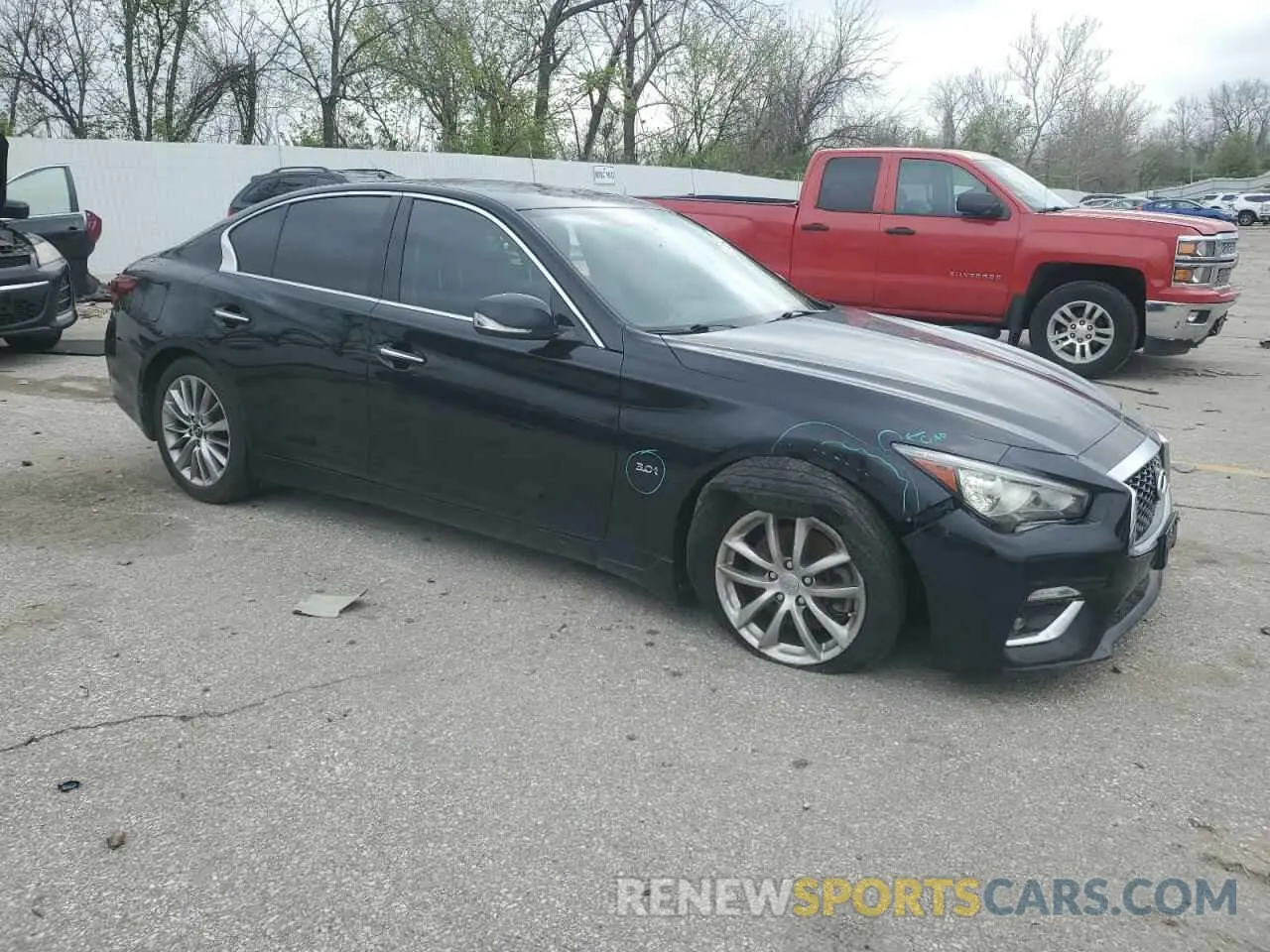 4 fotografías del automóvil dañado JN1EV7AR9KM591778 INFINITI Q50 2019