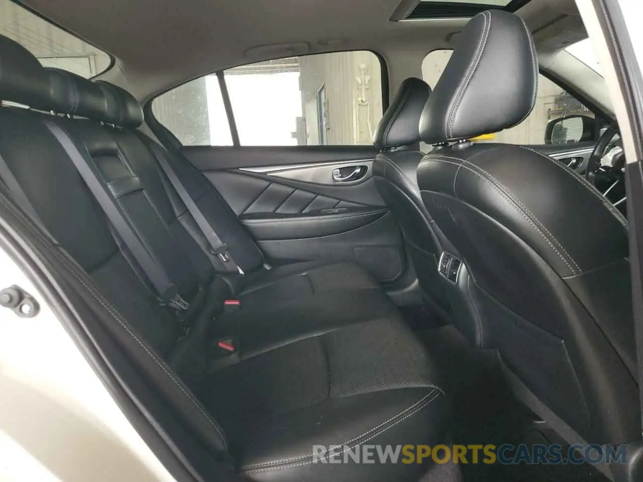 10 fotografías del automóvil dañado JN1EV7ARXKM594155 INFINITI Q50 2019