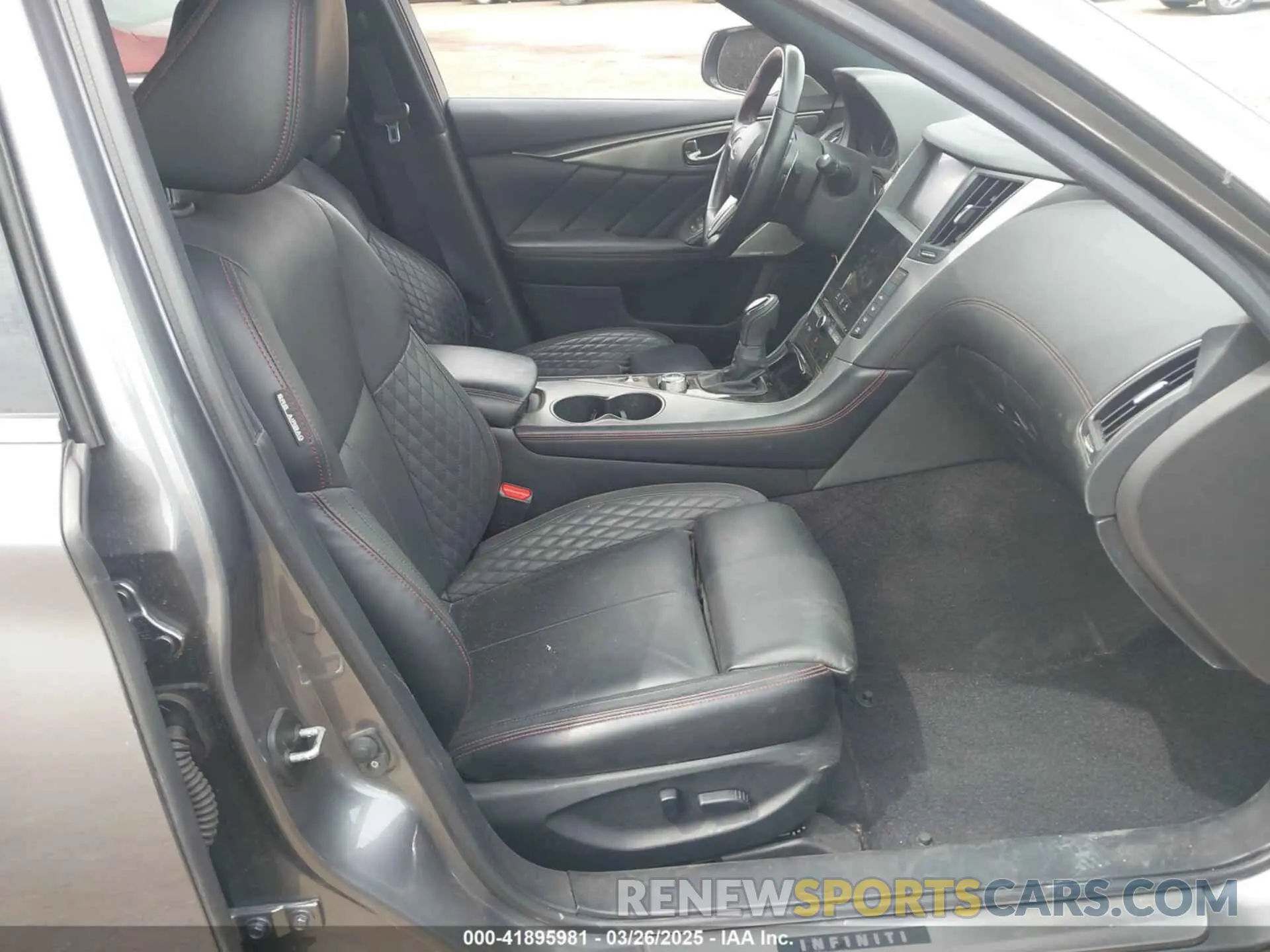 5 fotografías del automóvil dañado JN1FV7AP0KM760153 INFINITI Q50 2019