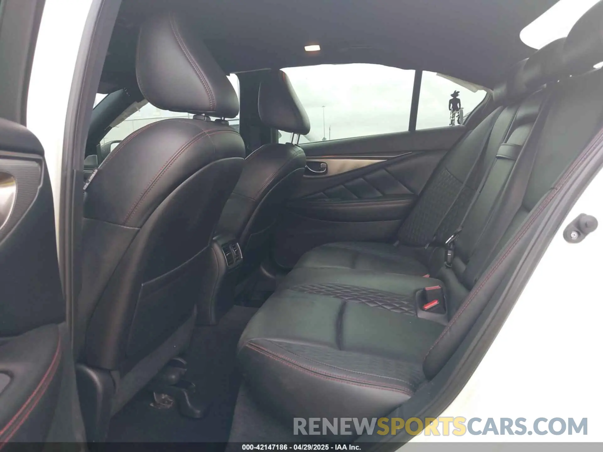 8 fotografías del automóvil dañado JN1FV7AP8KM760644 INFINITI Q50 2019